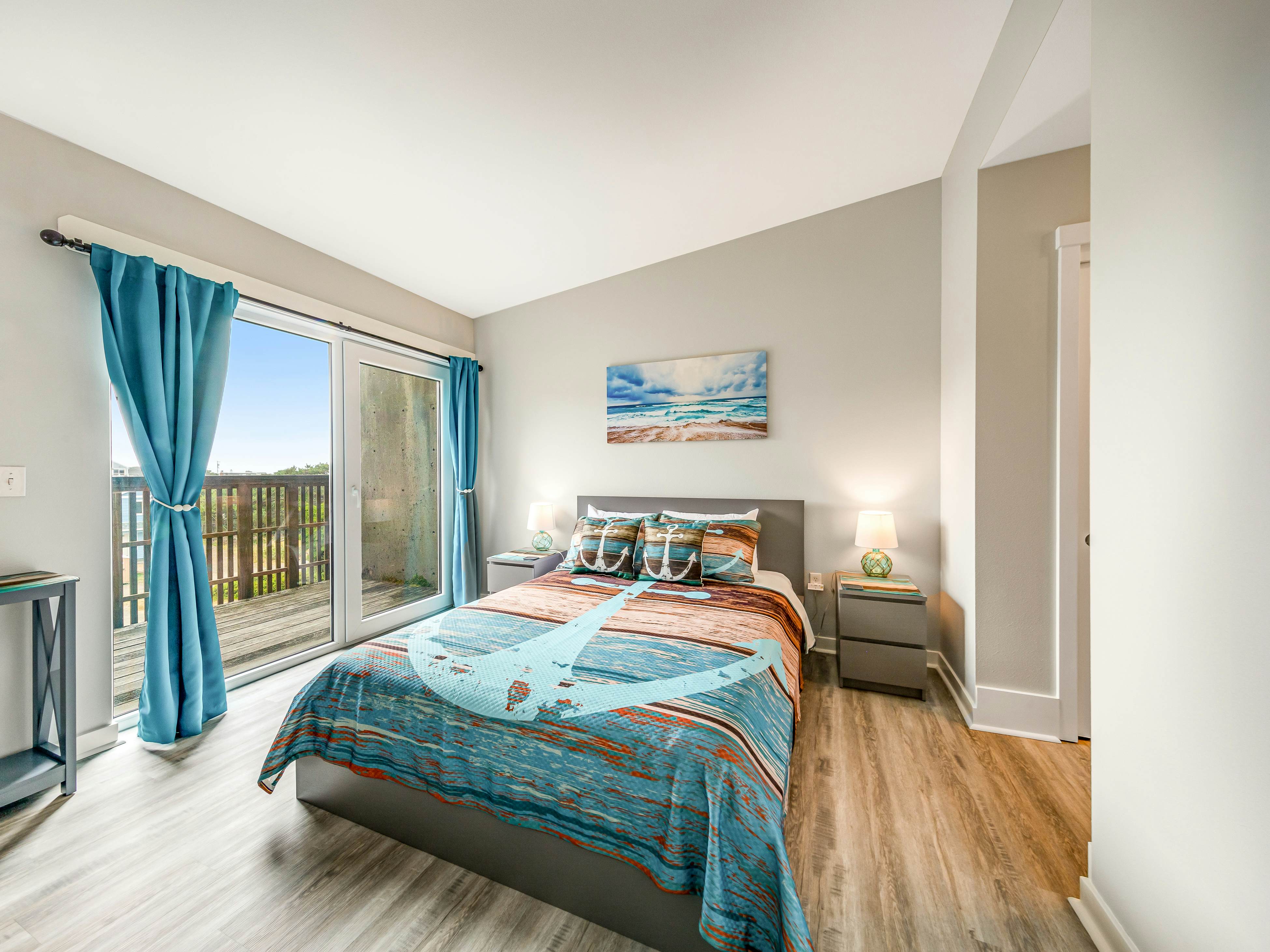 Elegant, oceanfront condo with deck & extraordinary views - dog-friendly