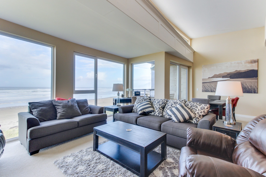 Contemporary oceanfront condo with amazing views dog friendly