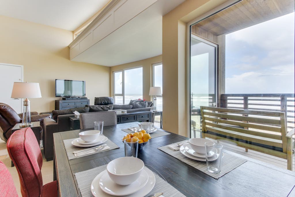 Contemporary oceanfront condo with amazing views dog friendly