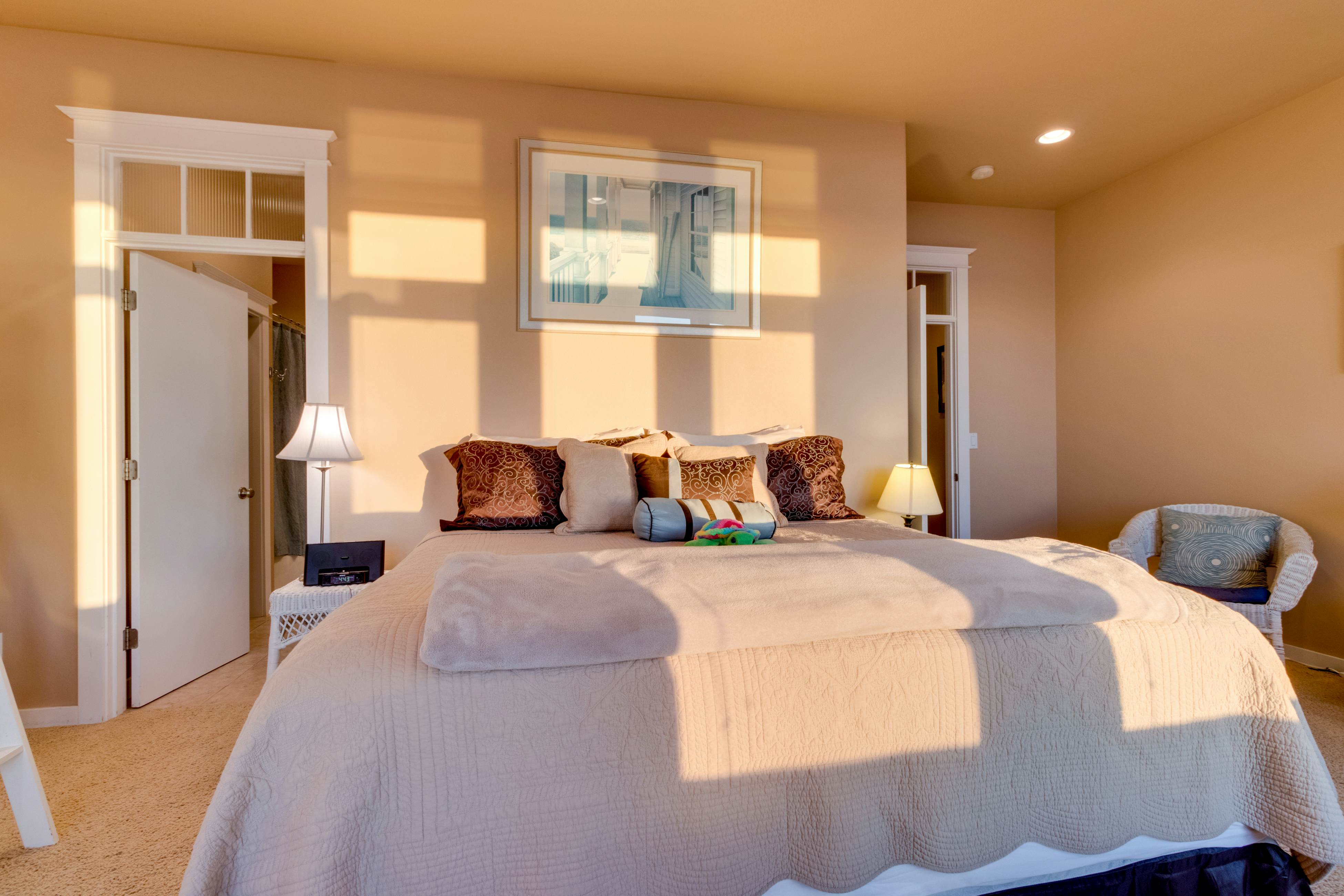 Dog-Friendly, Waterfront Bungalow Just Steps to the Sand and Waves