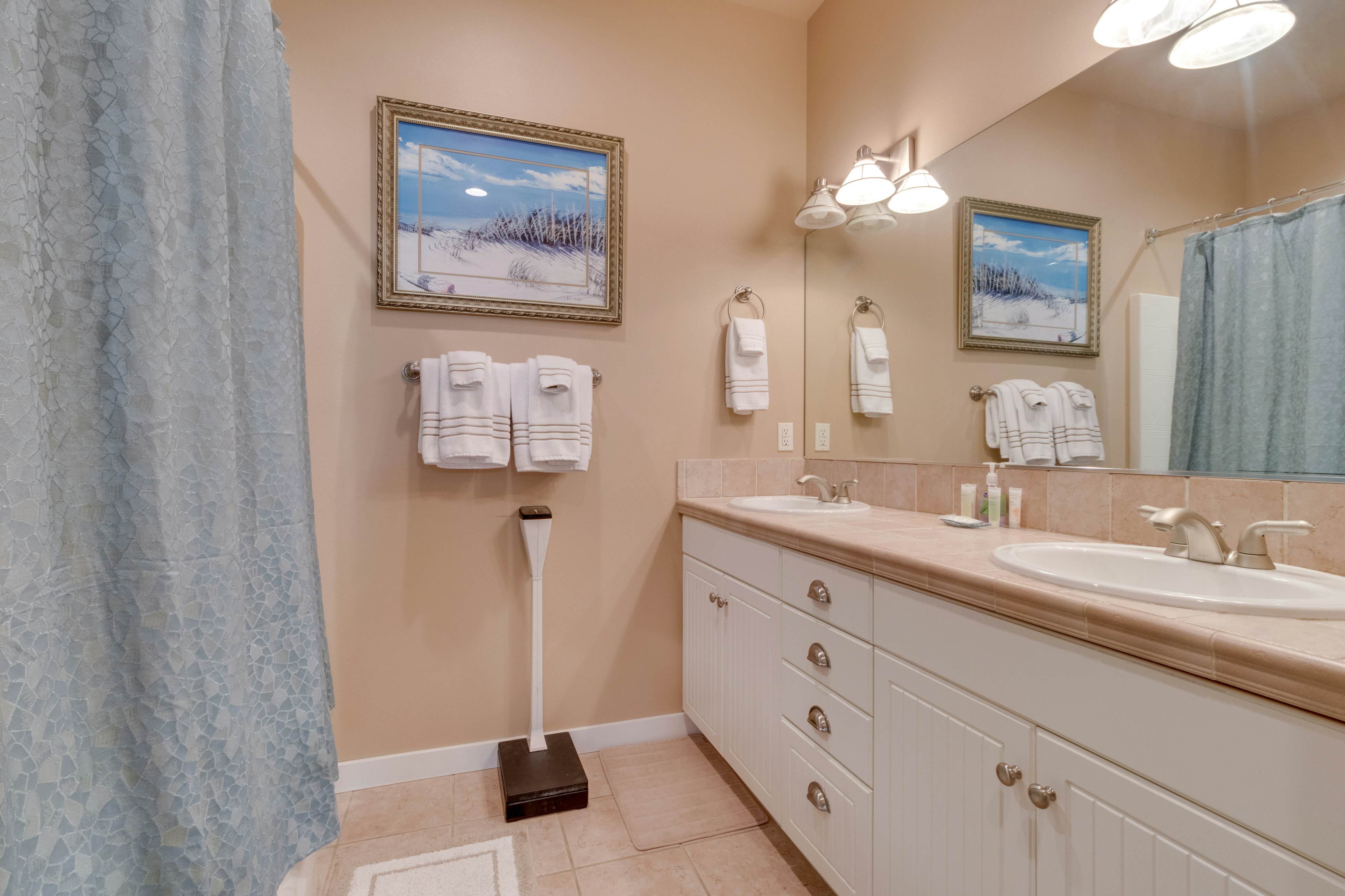 Dog-Friendly, Waterfront Bungalow Just Steps to the Sand and Waves