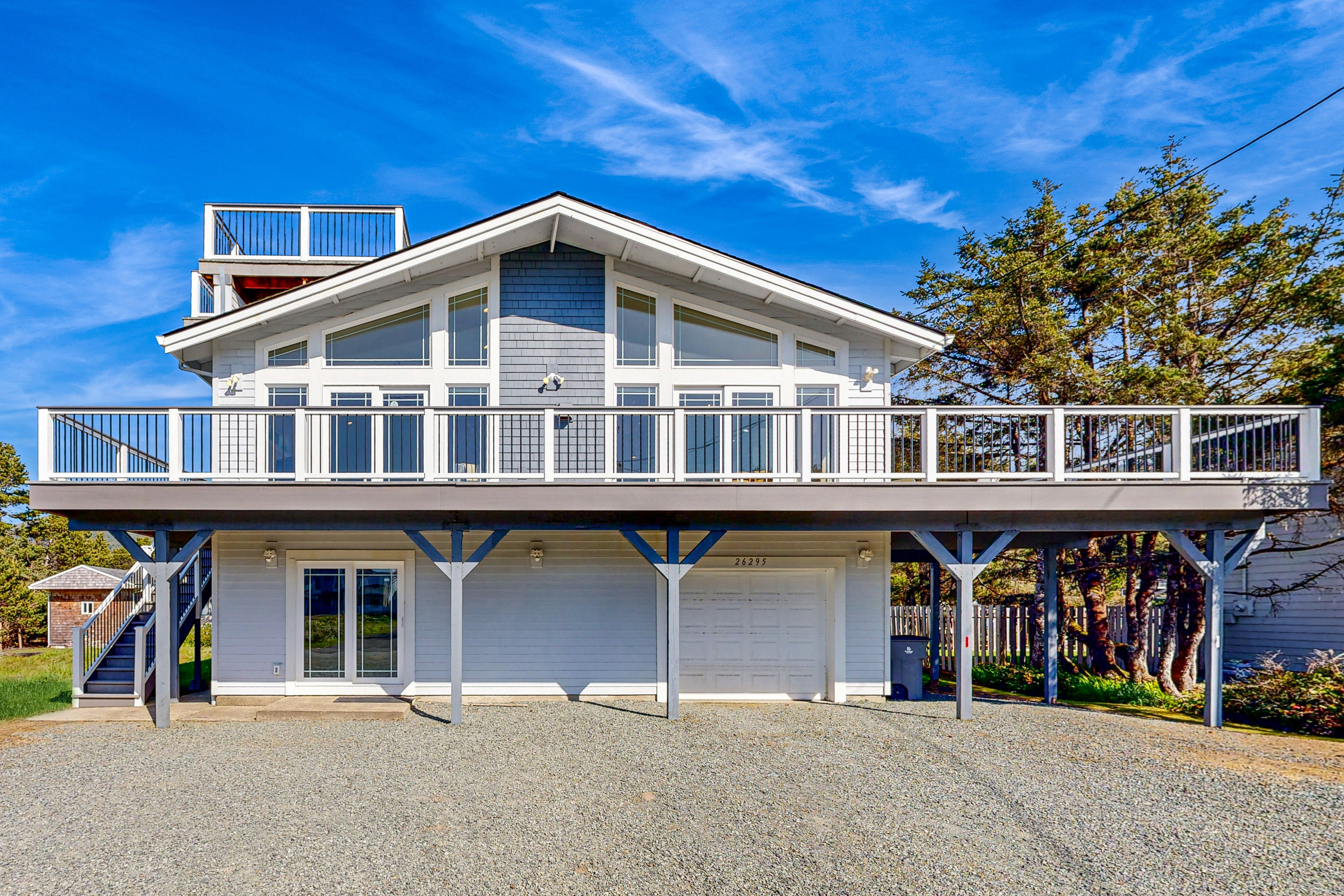 Ocean side home steps from sand dog friendly