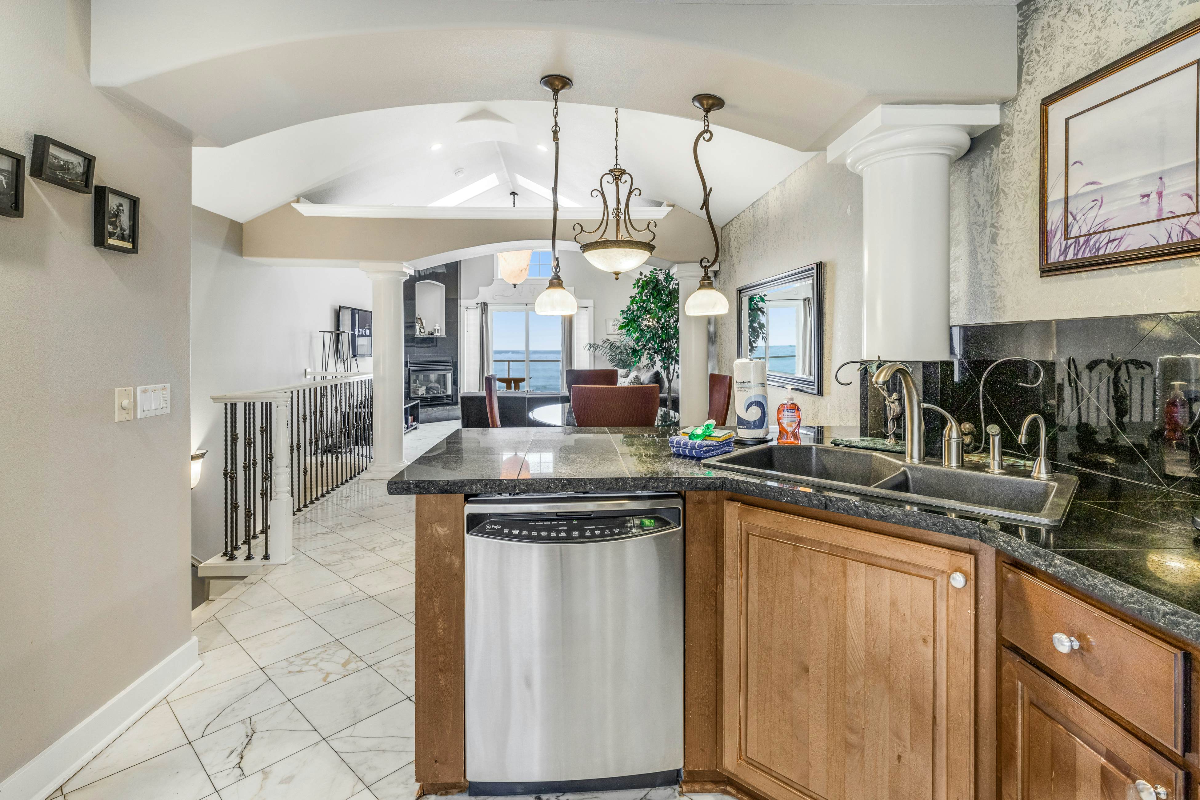 Oceanfront townhome with amazing views, decks, beach access, & updated kitchen