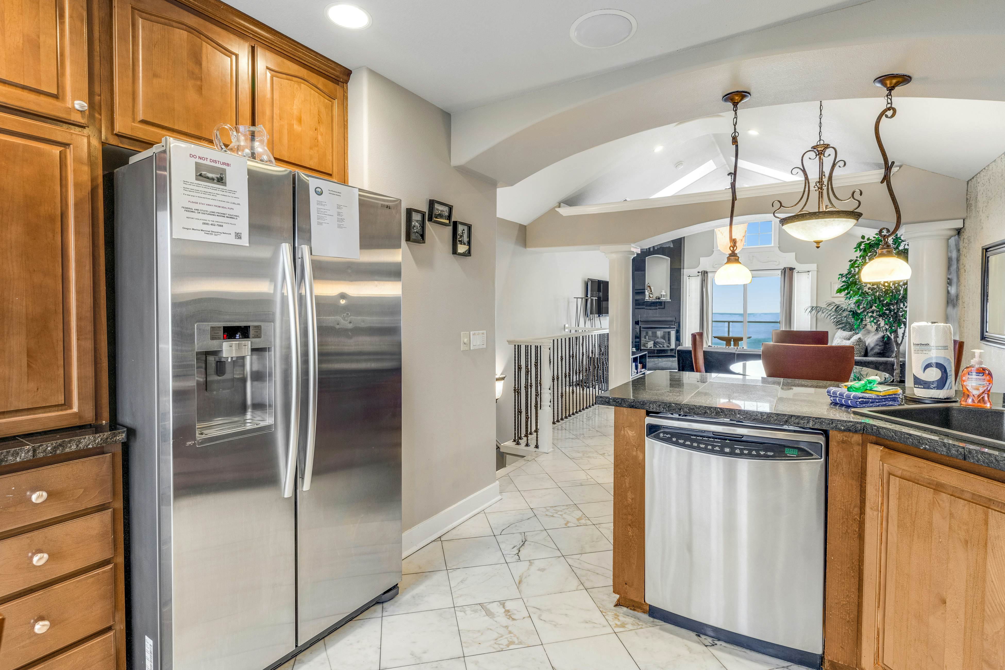 Oceanfront townhome with amazing views, decks, beach access, & updated kitchen