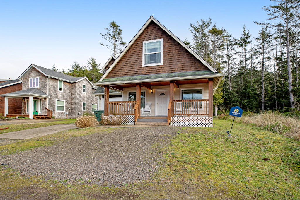 Comfortable home with a private game room blocks from the beach