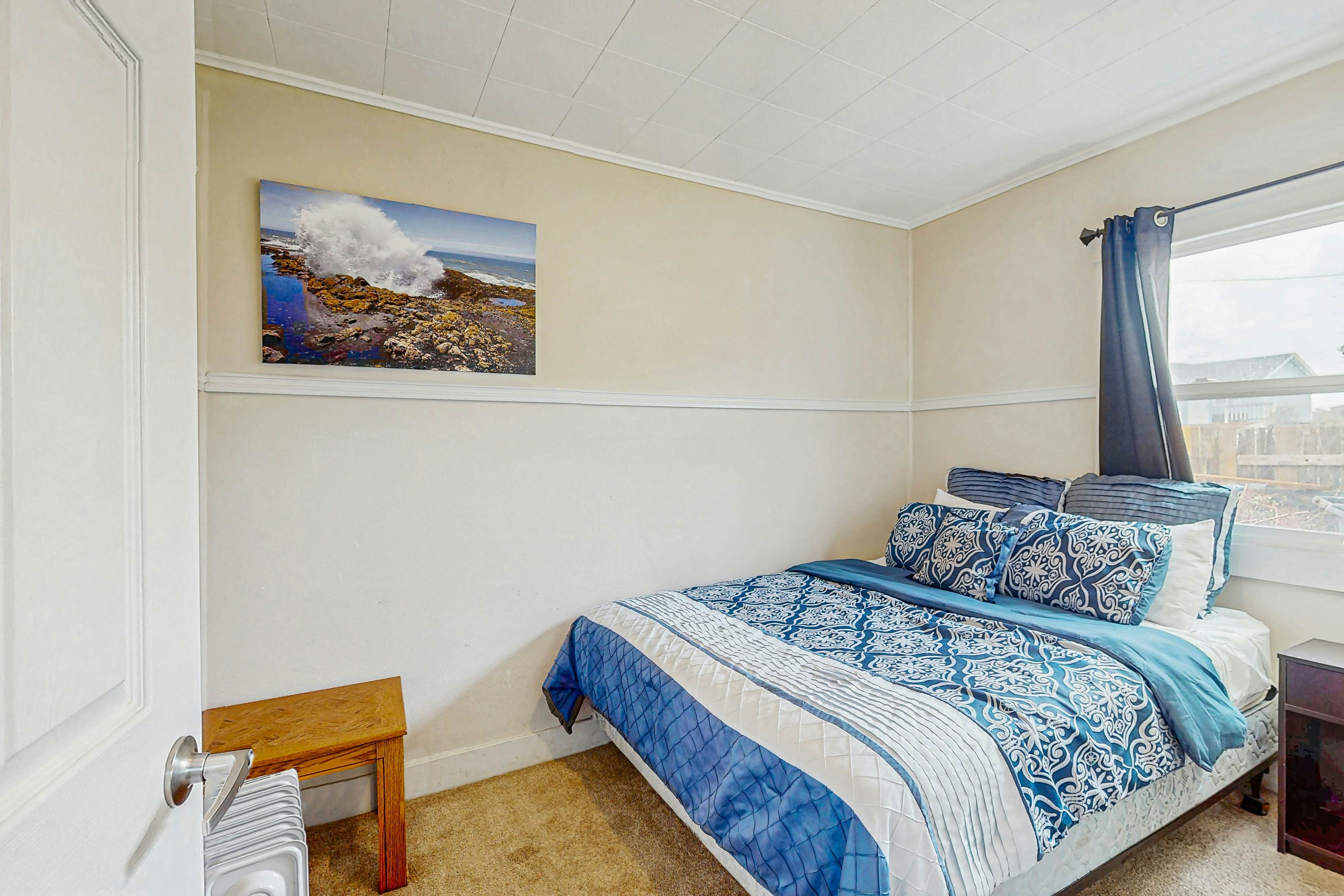 Dog-Friendly Coastal Cottage Minutes from Downtown & One Block to Beach