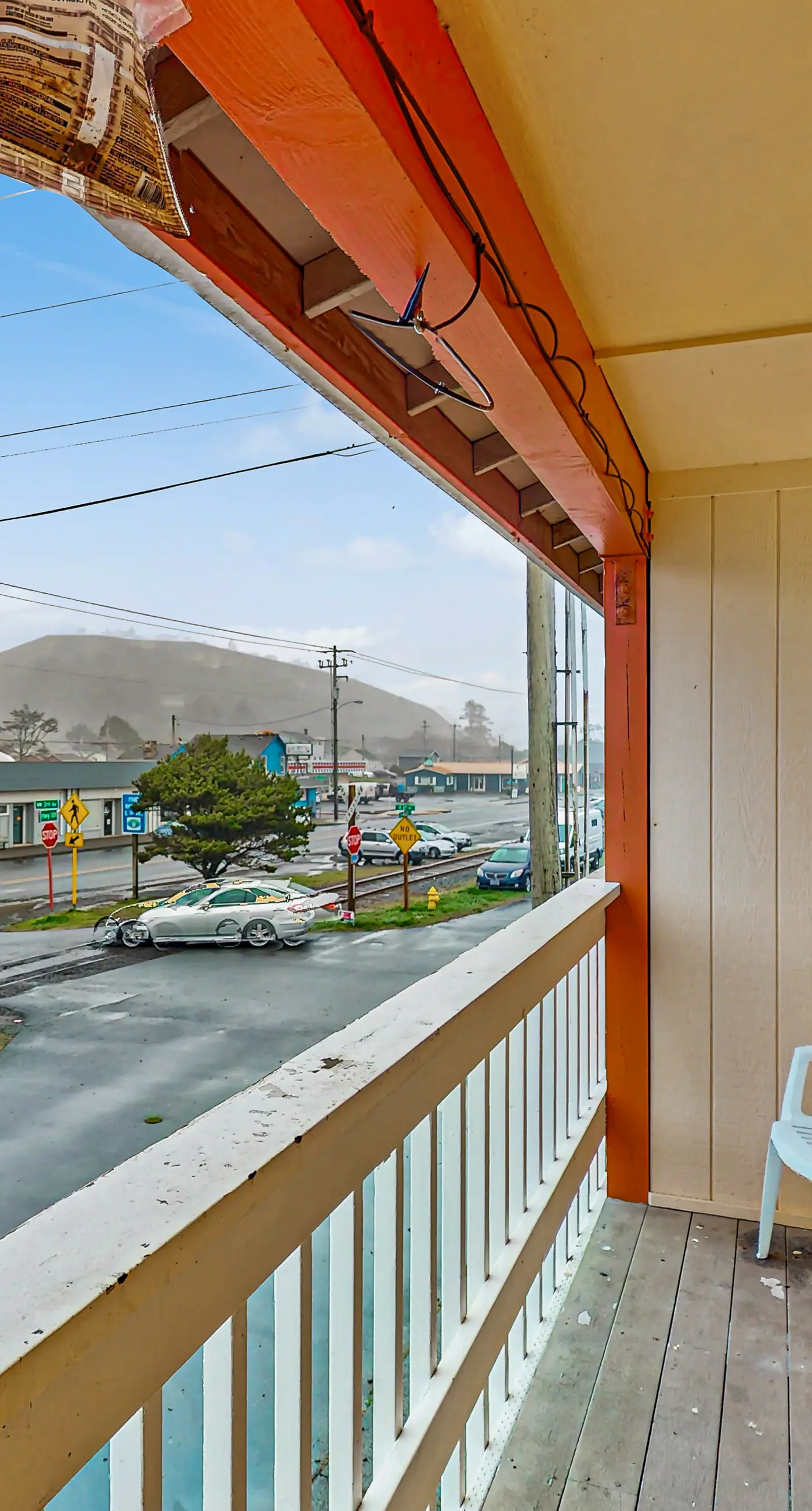 Dog Friendly Room Located Near the Beach and Downtown