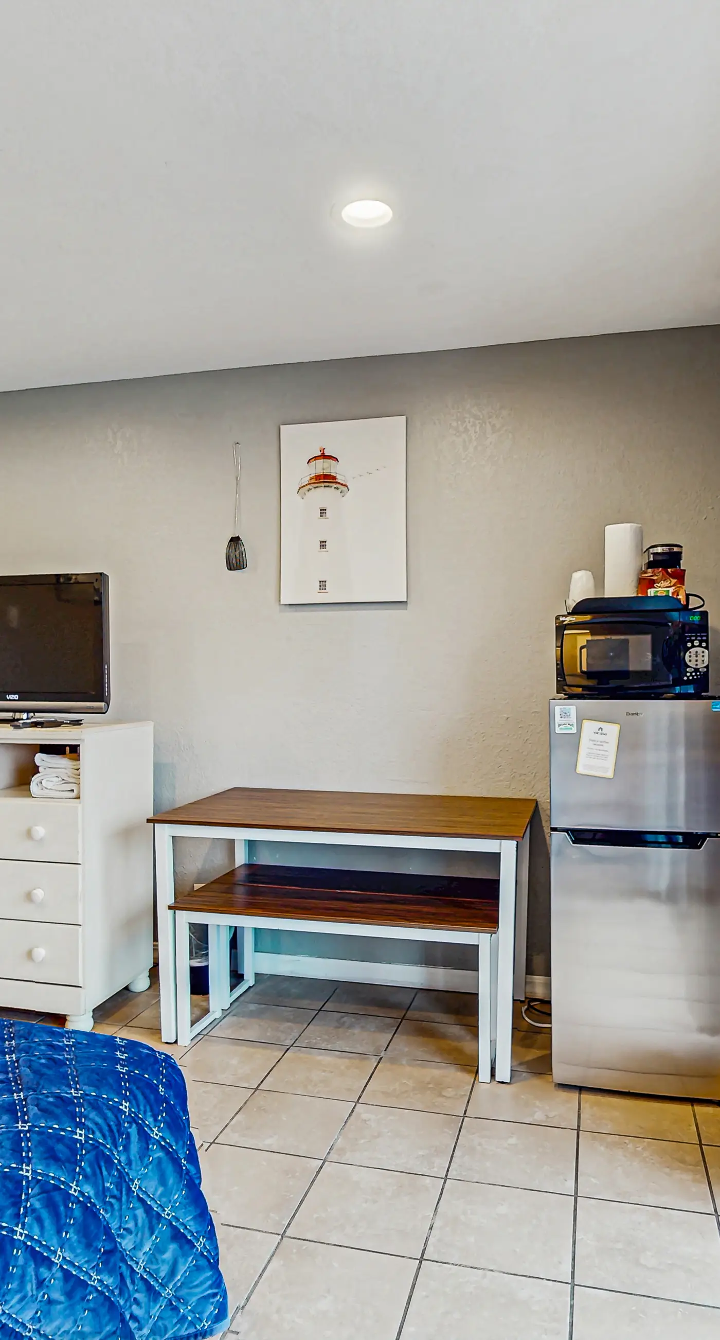 Dog Friendly Room Located Near the Beach and Downtown