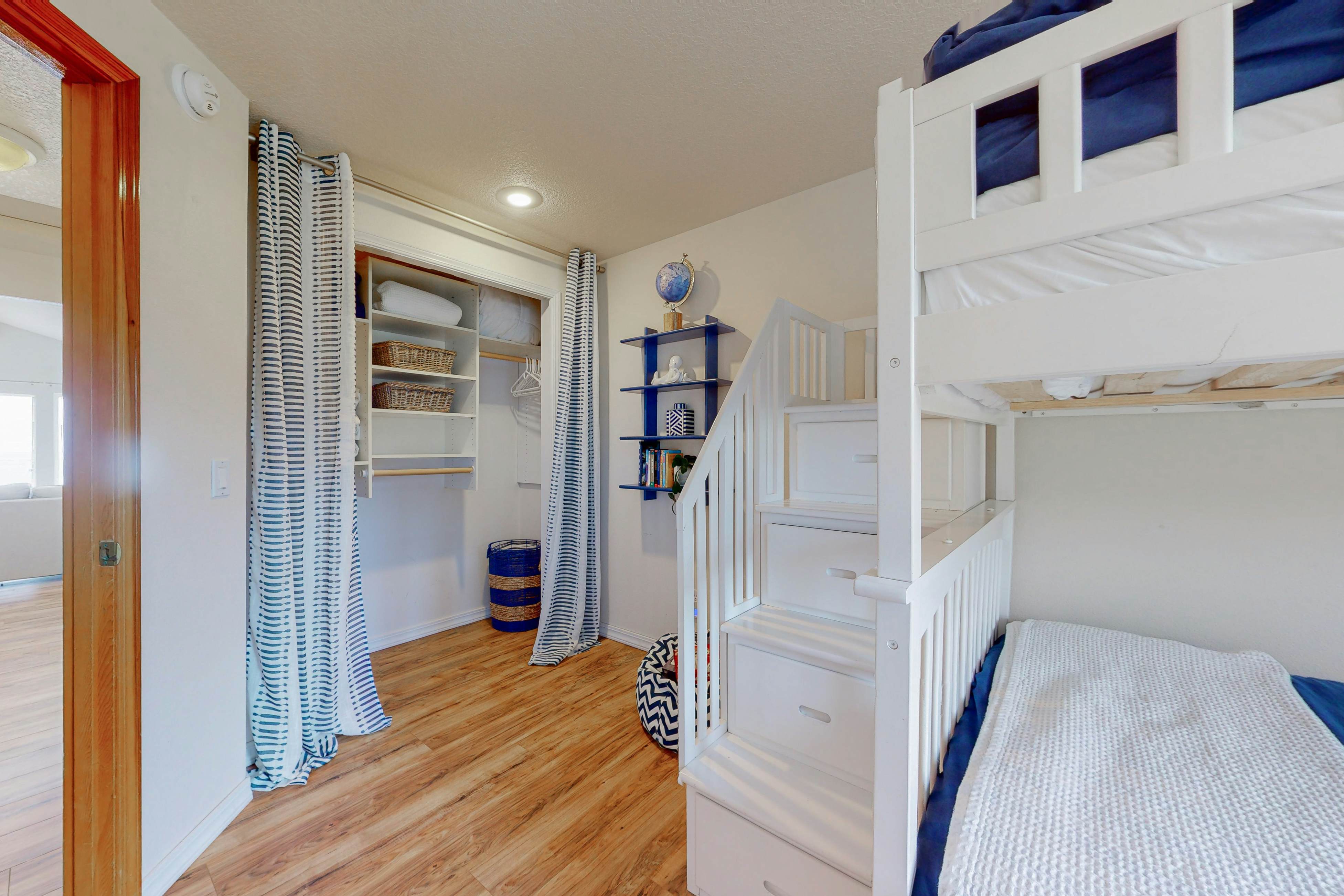 Spacious Dog-Friendly Home with WiFi & Spectacular Oceanfront View