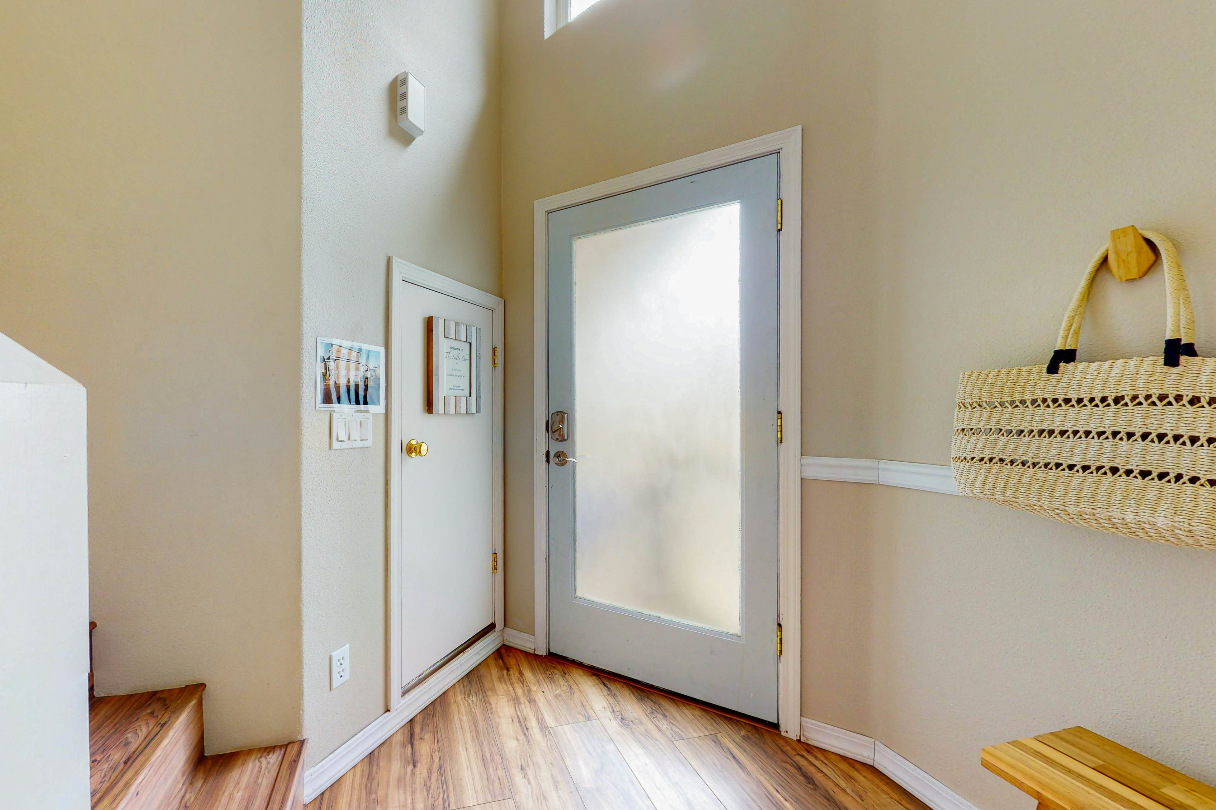 Spacious Dog-Friendly Home with WiFi & Spectacular Oceanfront View