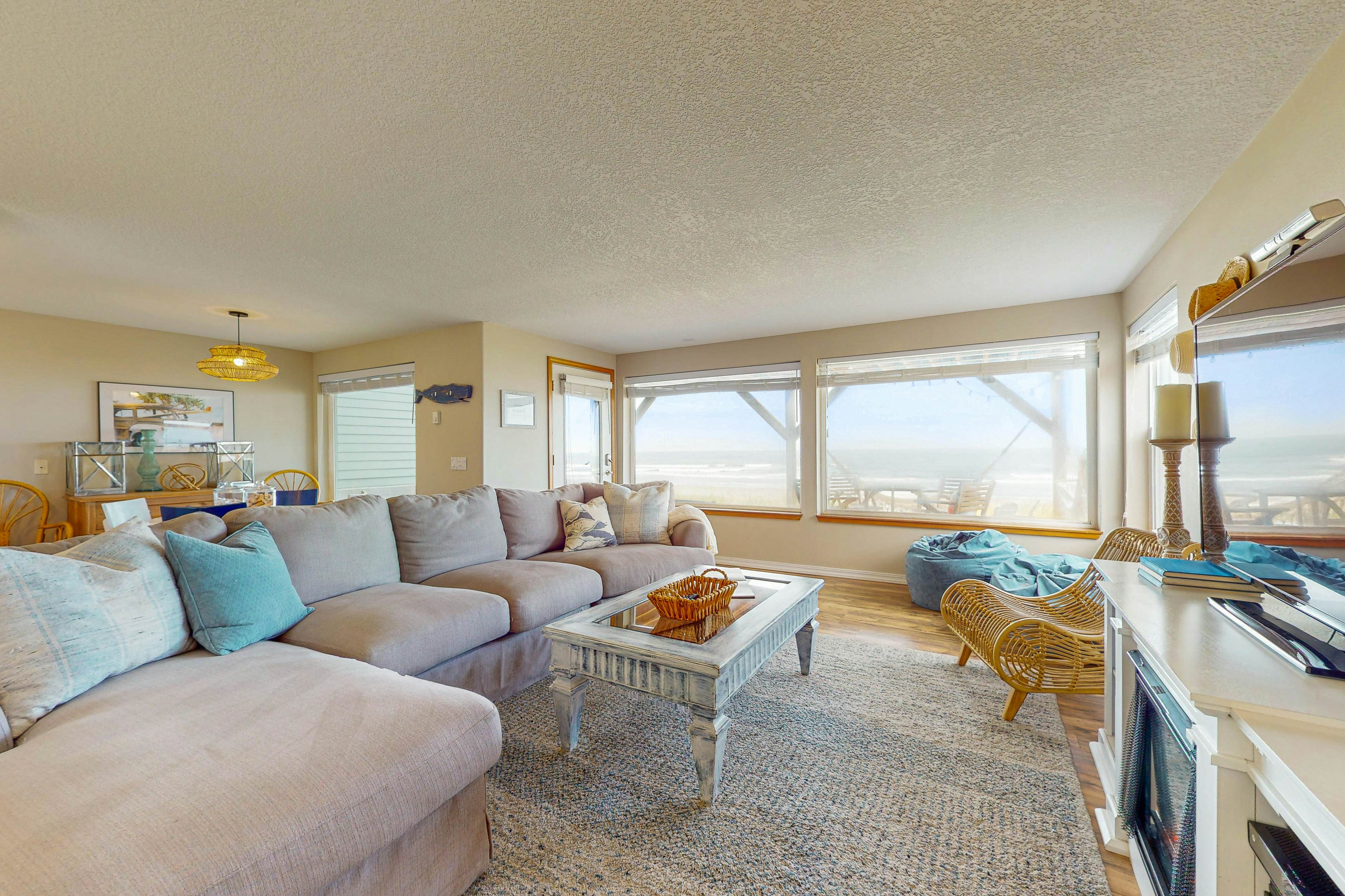 Spacious Dog-Friendly Home with WiFi & Spectacular Oceanfront View