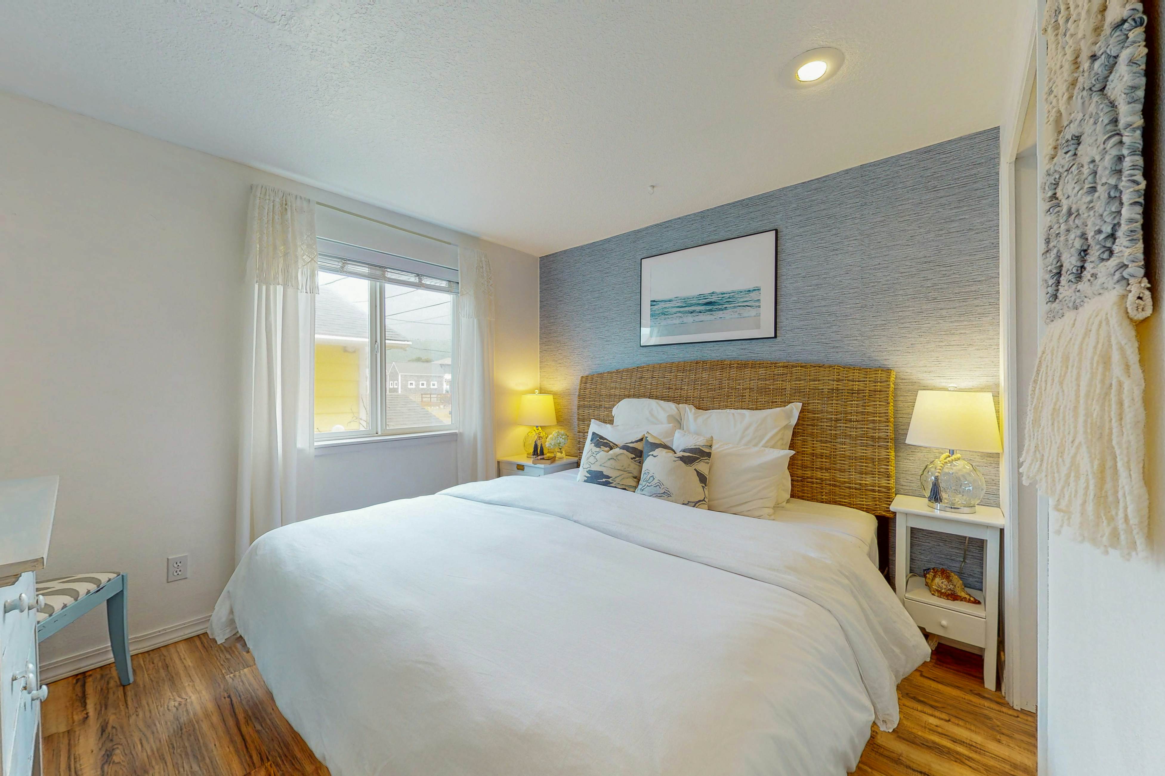 Spacious Dog-Friendly Home with WiFi & Spectacular Oceanfront View