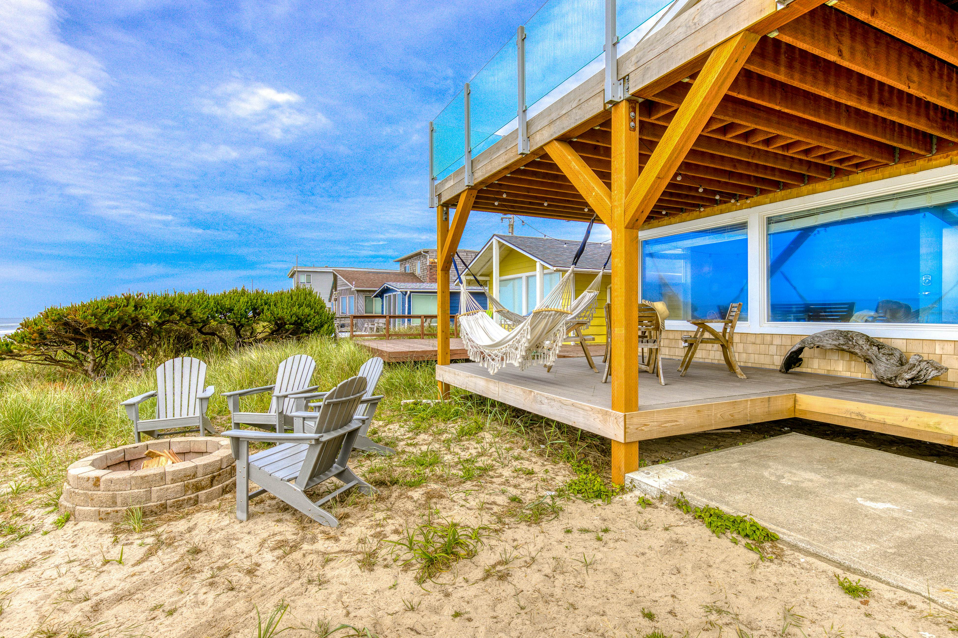 Spacious Dog-Friendly Home with WiFi & Spectacular Oceanfront View