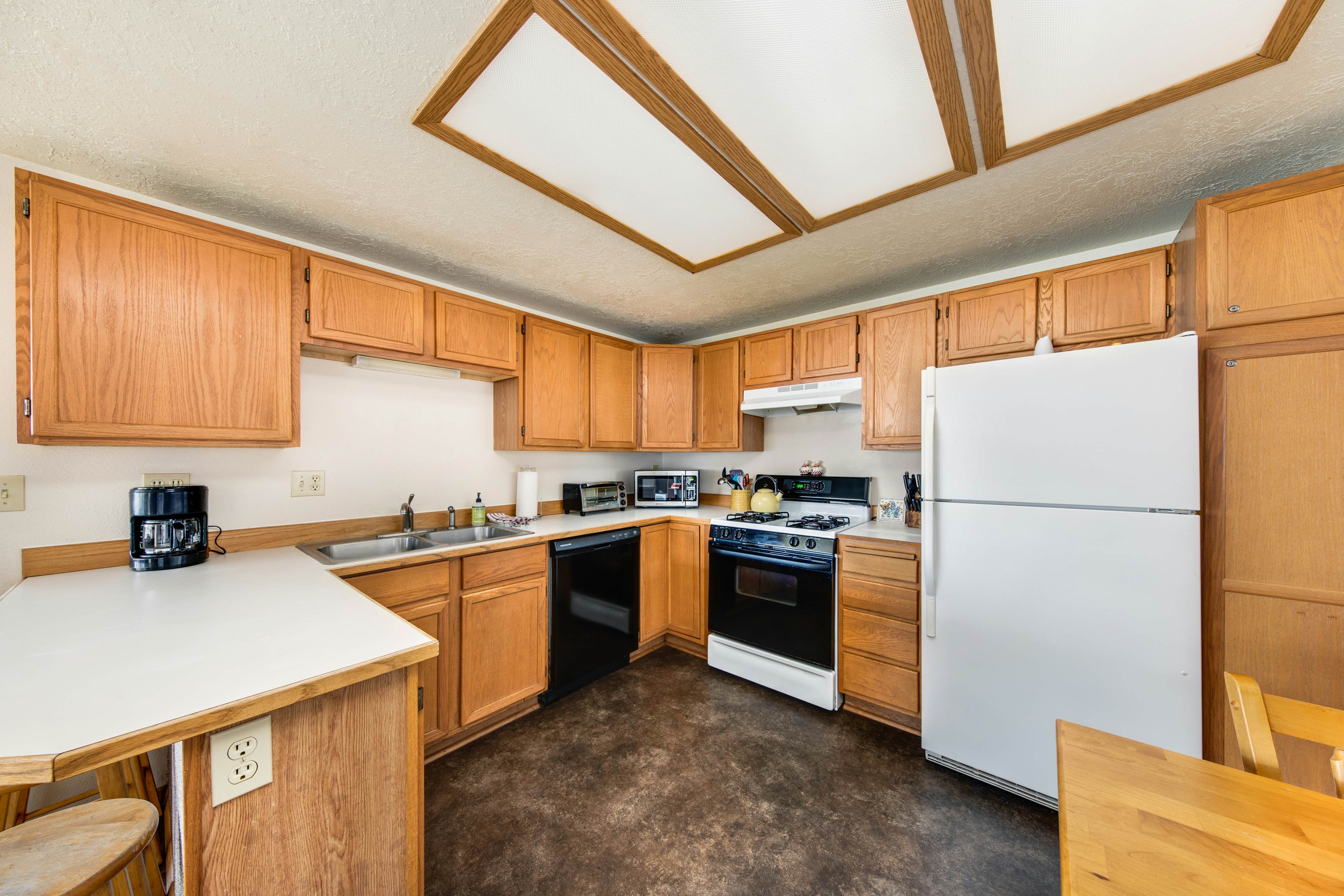 Dog-Friendly Oceanfront Home with Easy Beach Access & Large Deck - Walk to Park