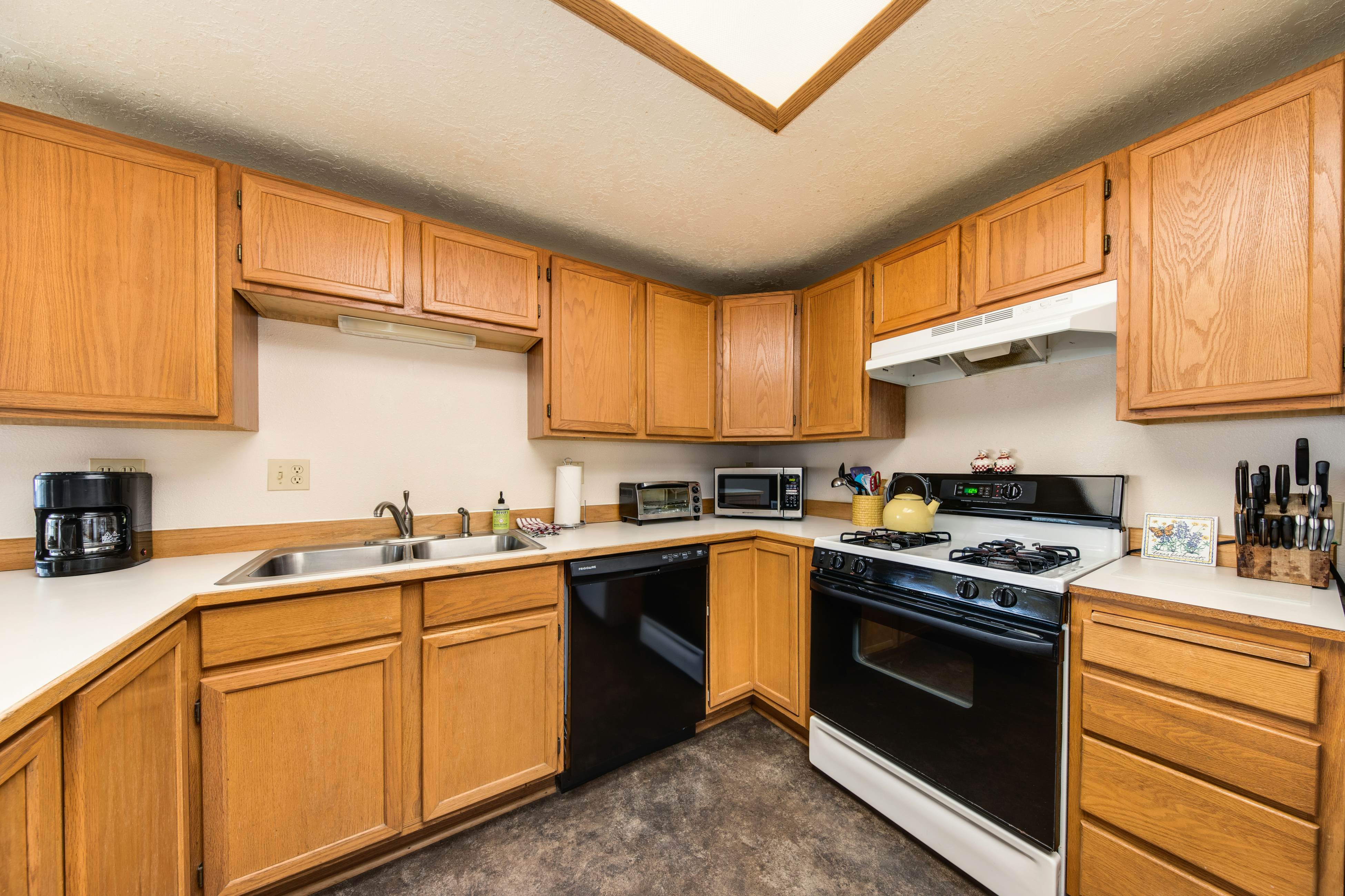 Dog-Friendly Oceanfront Home with Easy Beach Access & Large Deck - Walk to Park