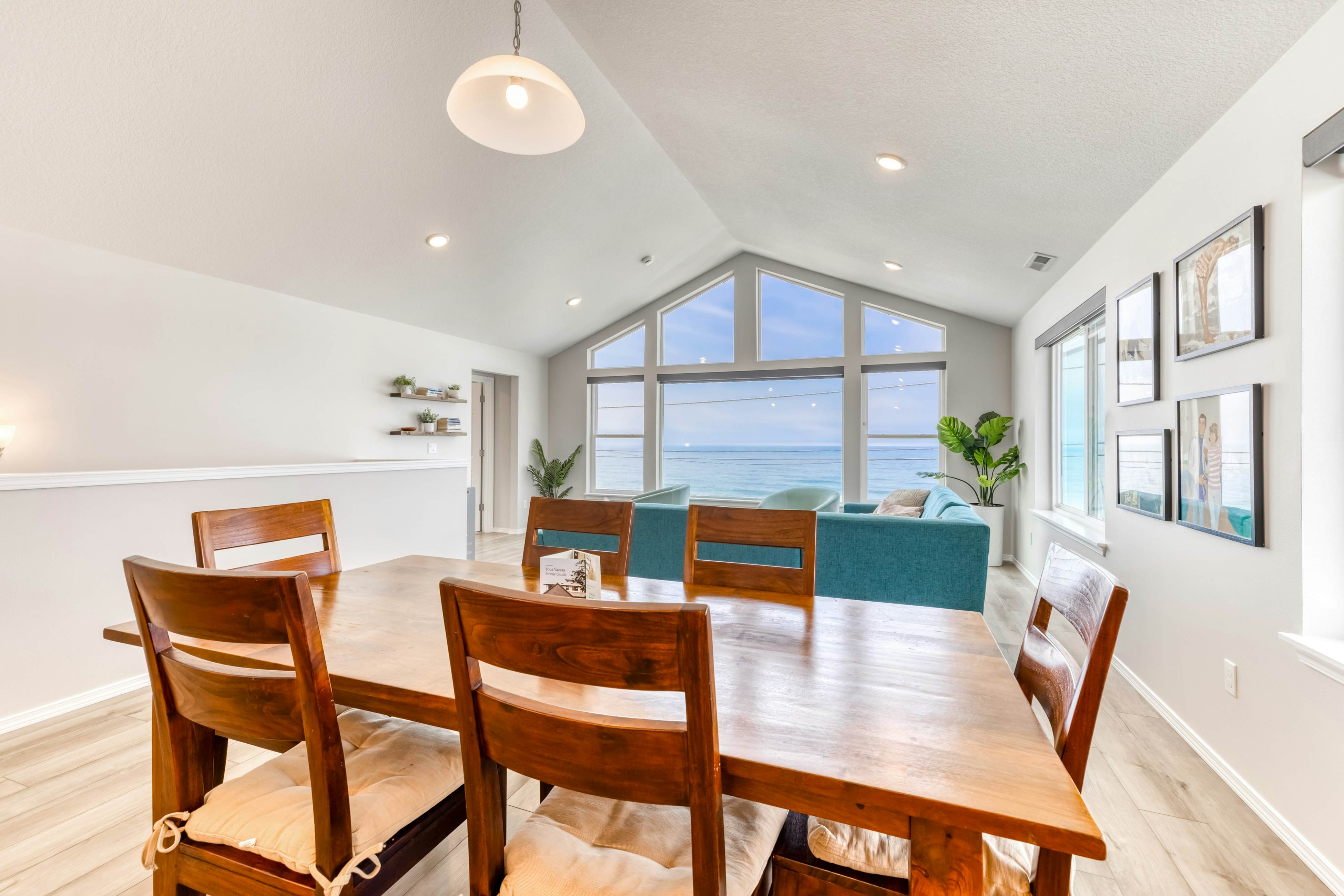 Oceanfront, dog-friendly home with hot tub & huge view - steps to beach access