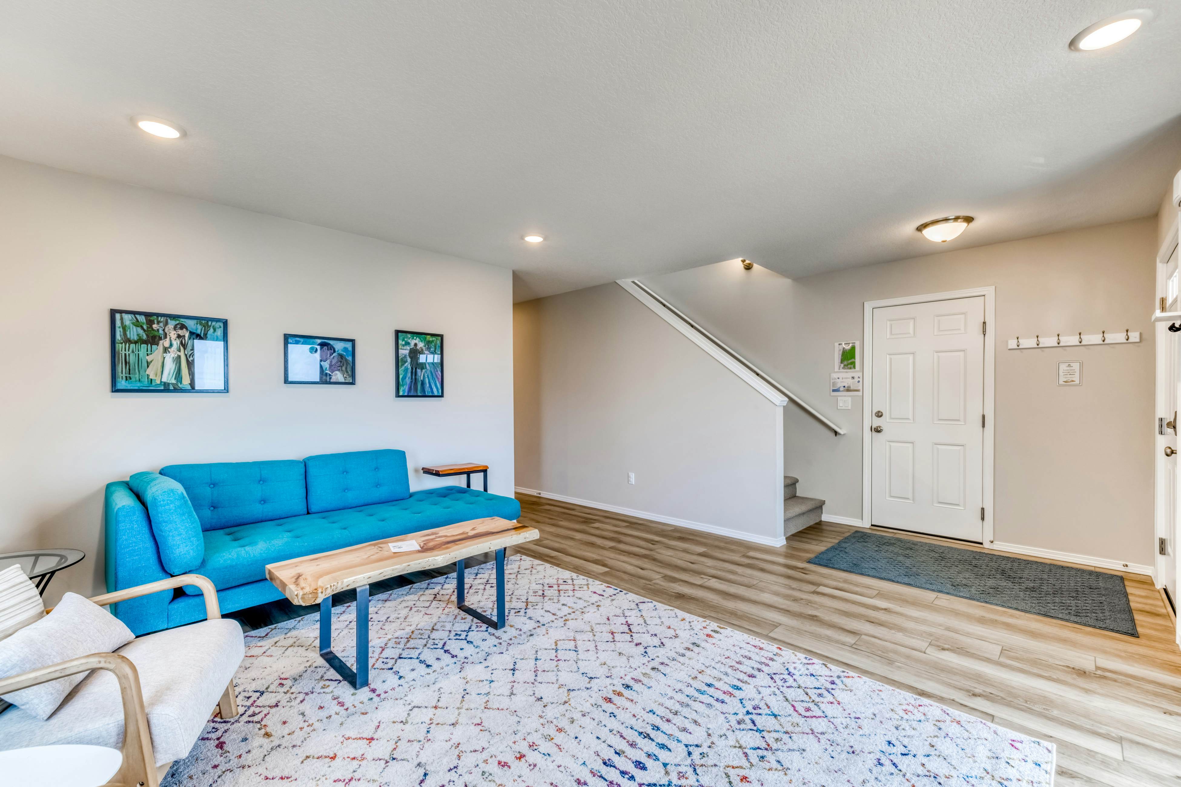 Oceanfront, dog-friendly home with hot tub & huge view - steps to beach access