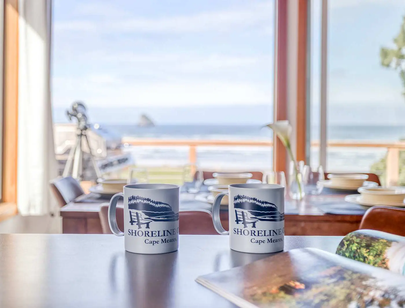 Oceanfront cottage with hot tub beach access fireplace and WiFi Dog friendly