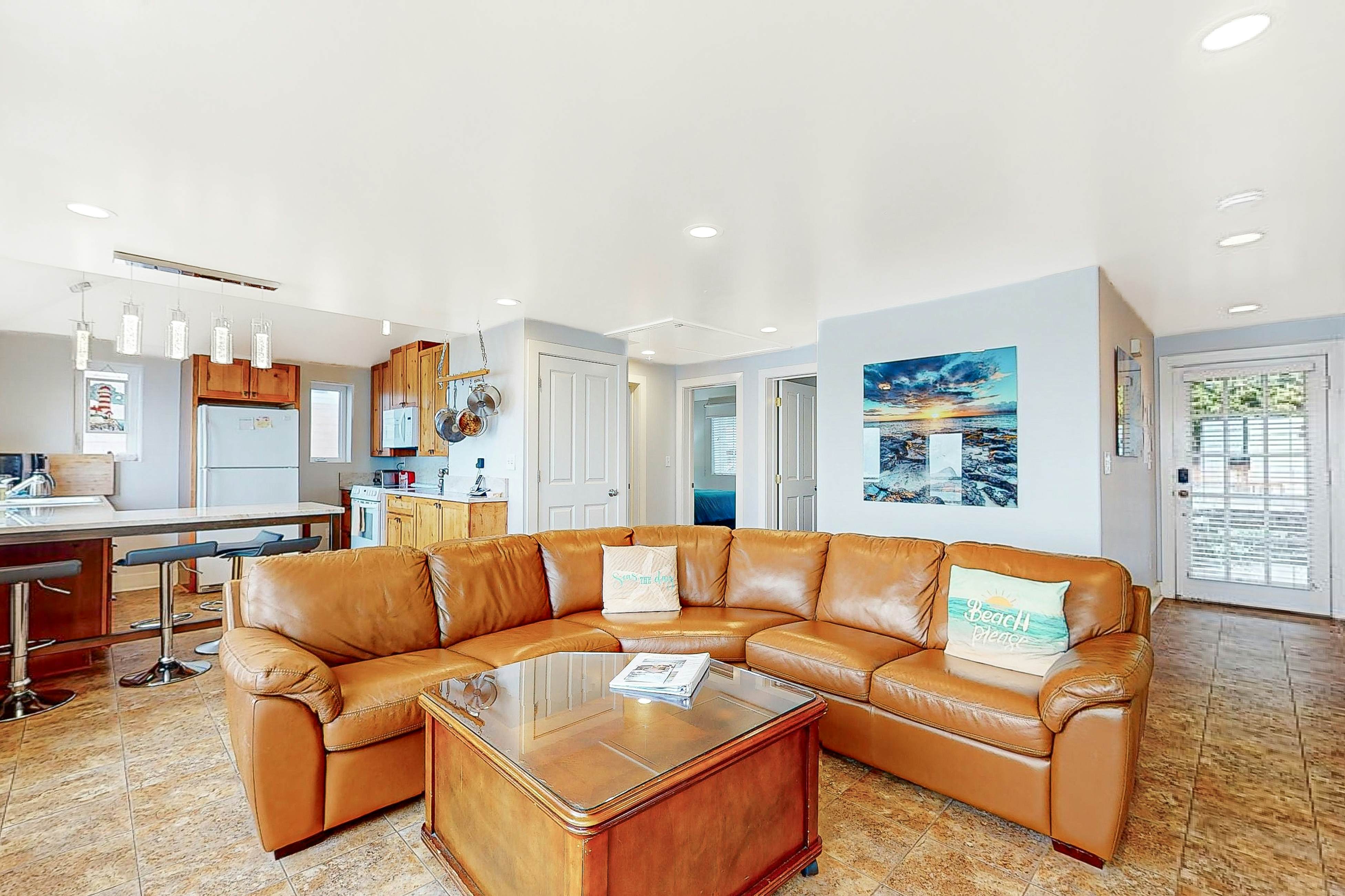Beautiful & dog-friendly ocean views with a private patio