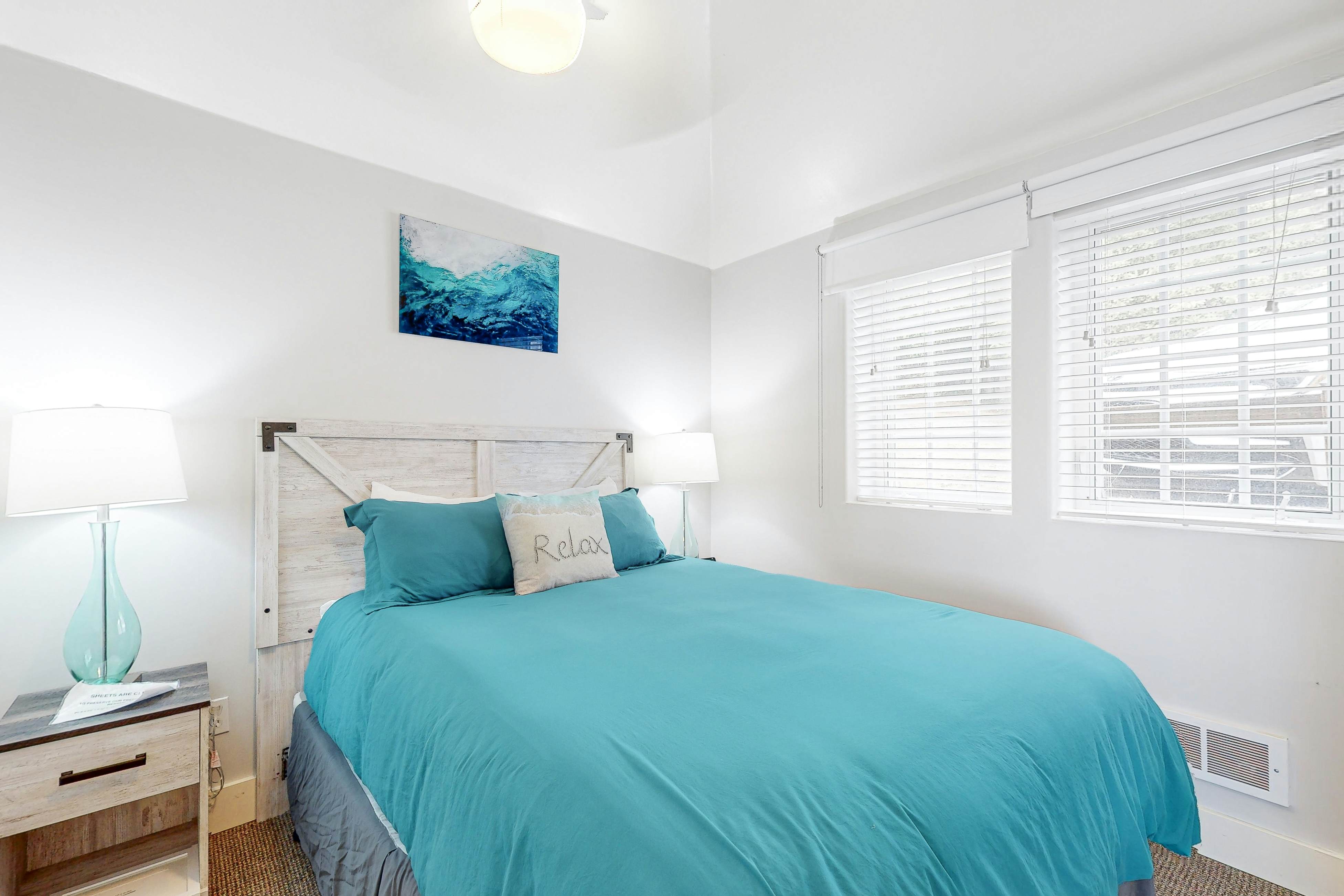 Beautiful & dog-friendly ocean views with a private patio