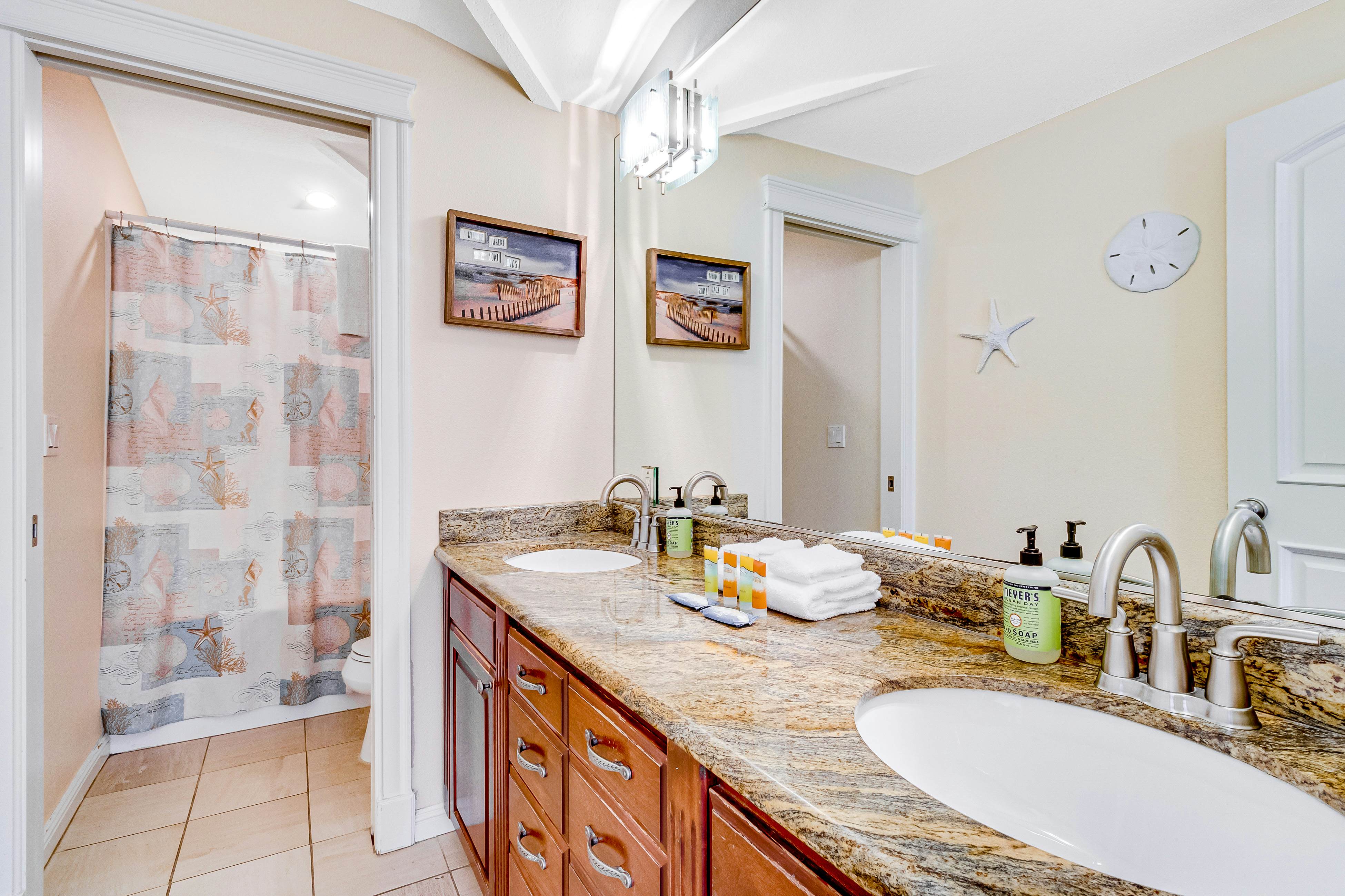 Oceanfront Home with Private Hot Tub & Amazing Beach Views - Dogs Welcome