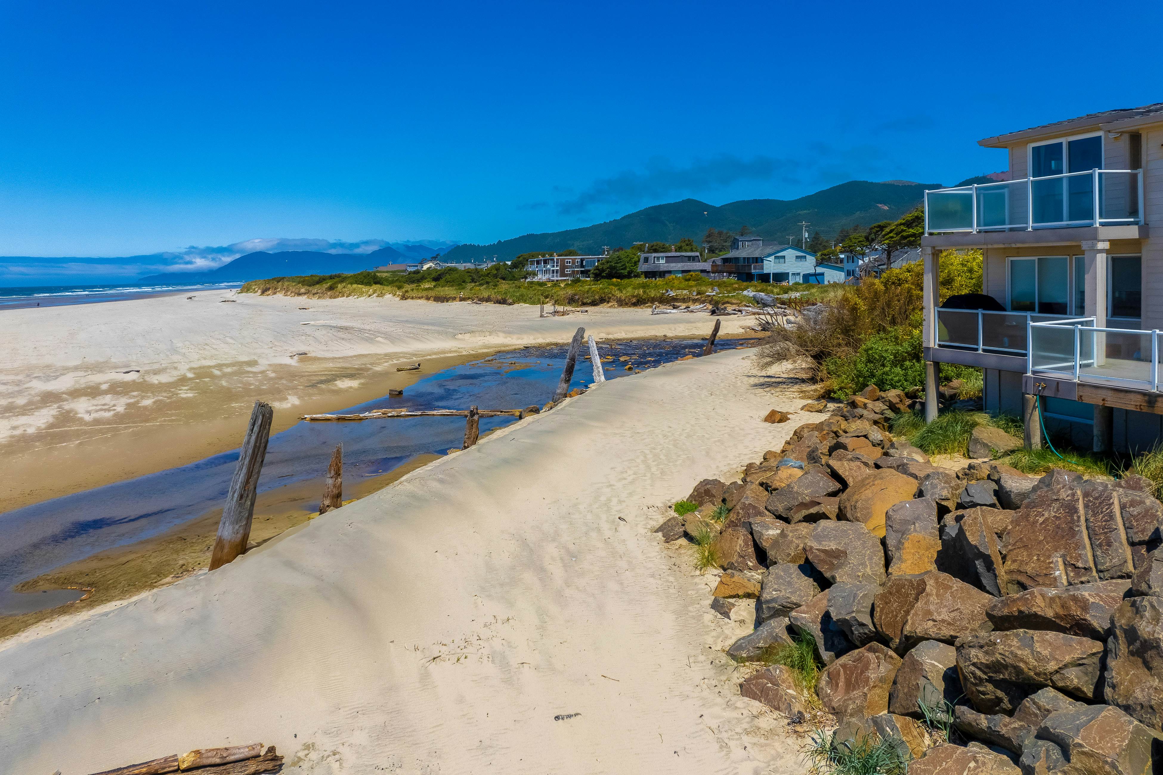 Oceanfront Home with Private Hot Tub & Amazing Beach Views - Dogs Welcome