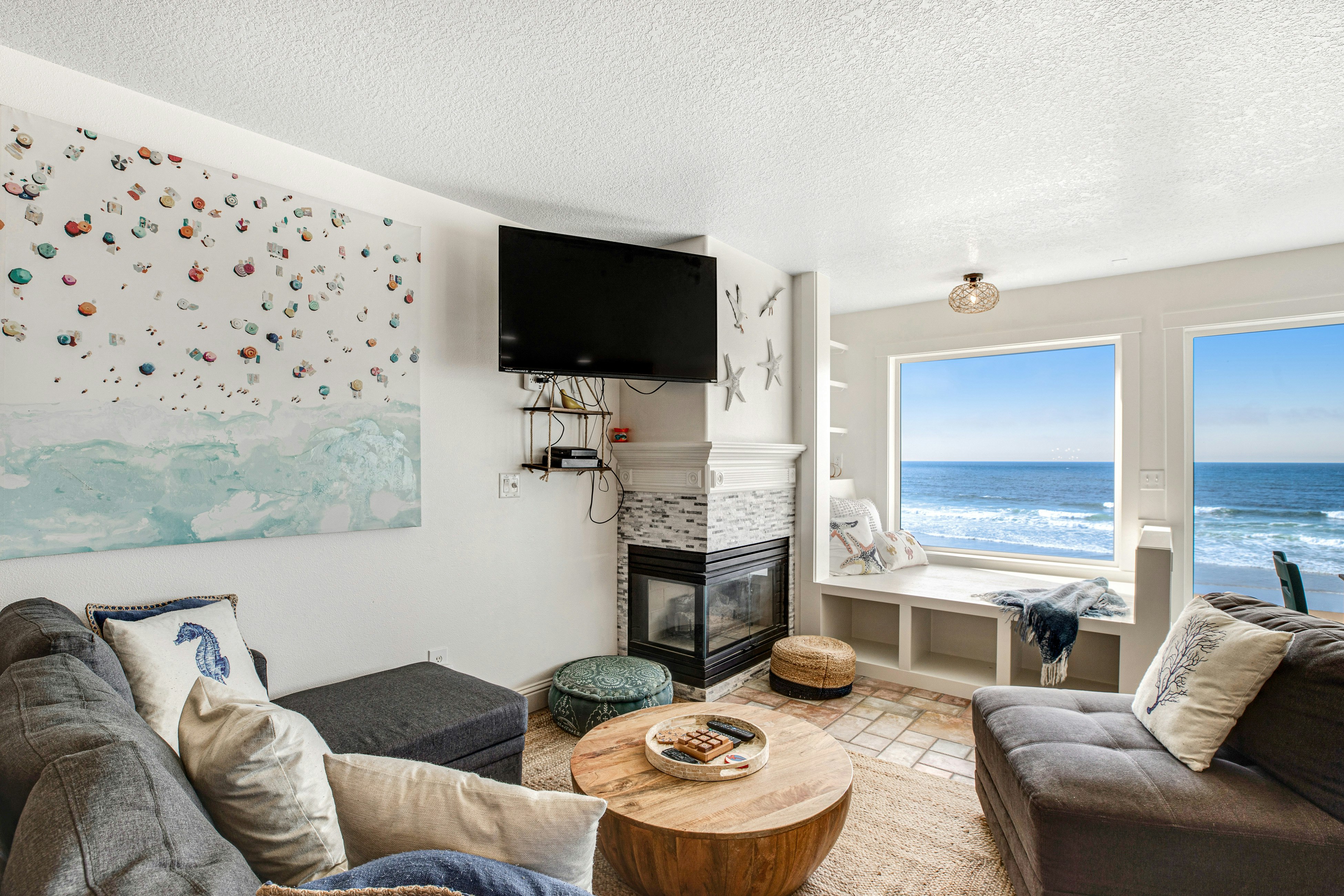 Spacious, oceanfront home with patio & private hot tub - dog-friendly