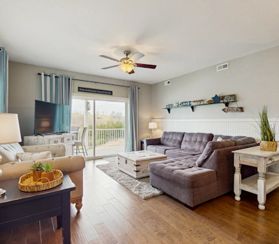 Lakefront Retreat・Scenic Deck・Pool・Golf・Clubhouse