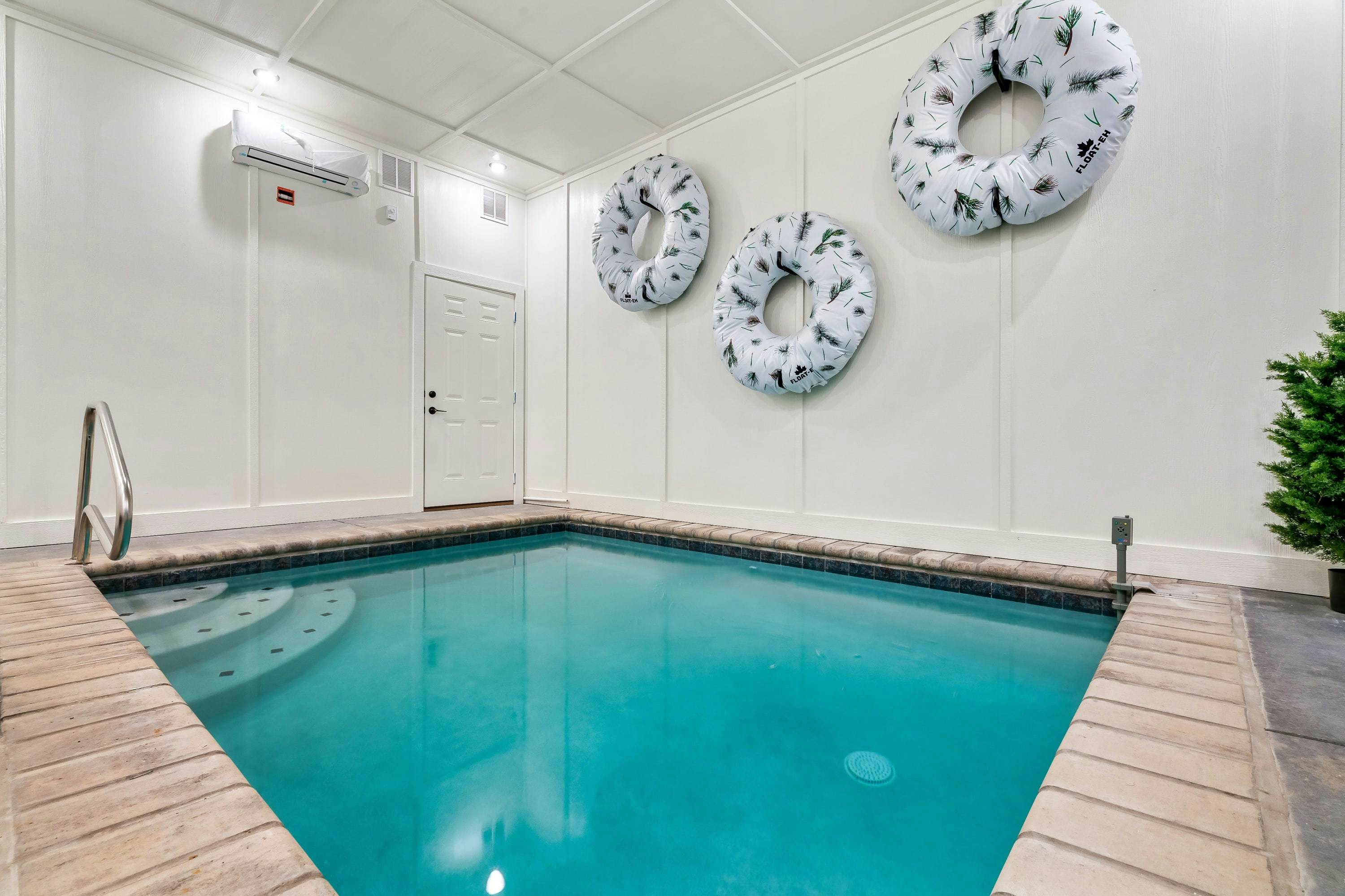 Family Friendly, Sleeps 10・Pool・Arcade・Hot Tub  