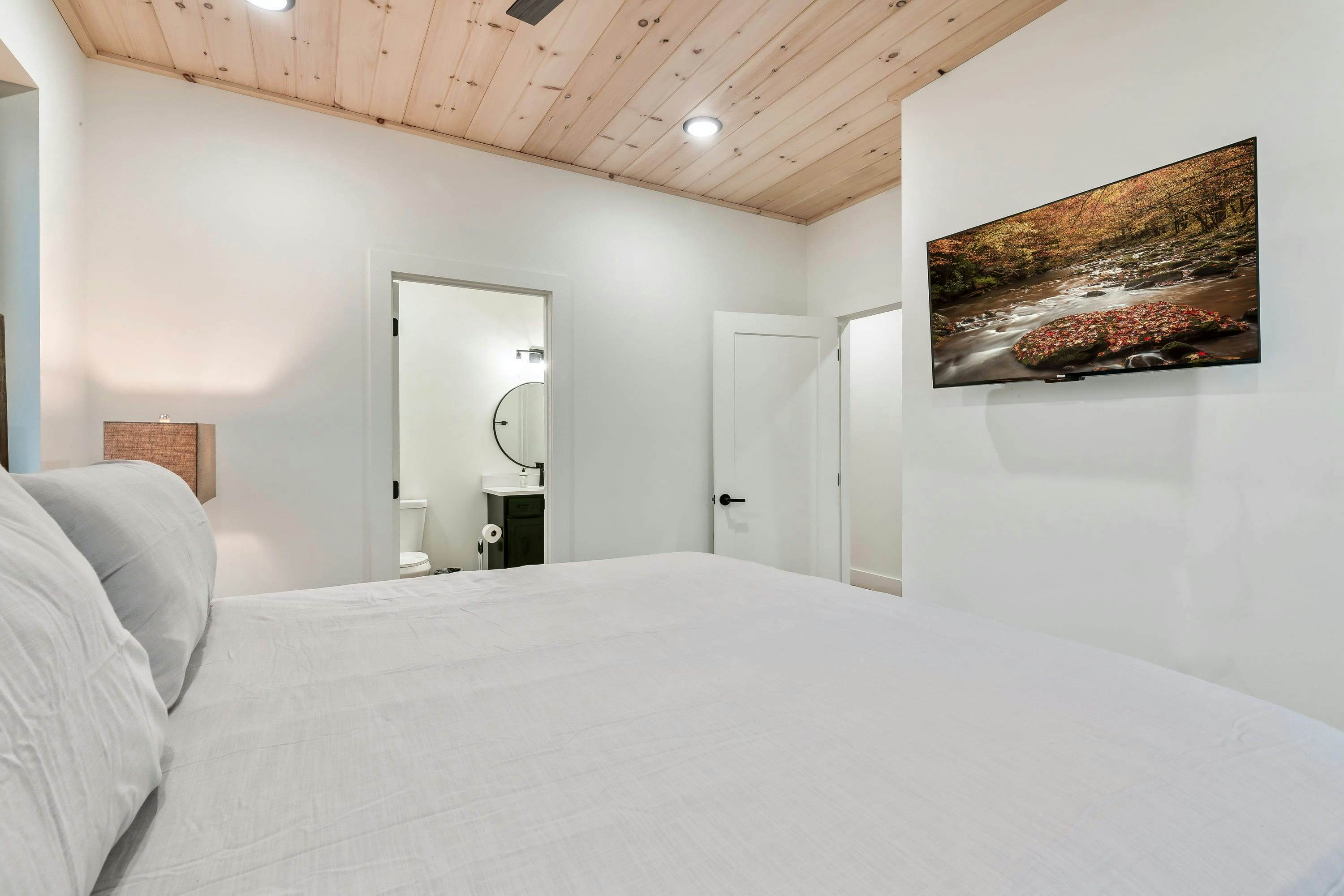 Luxe stay, Sleeps 12・Indoor Pool・Hot Tub・Games