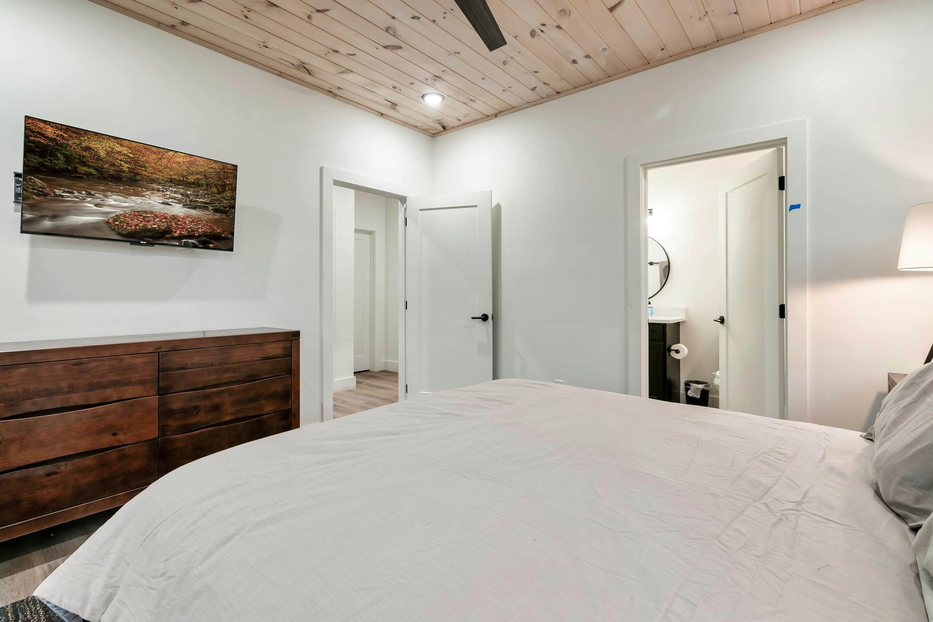 Luxe stay, Sleeps 12・Indoor Pool・Hot Tub・Games