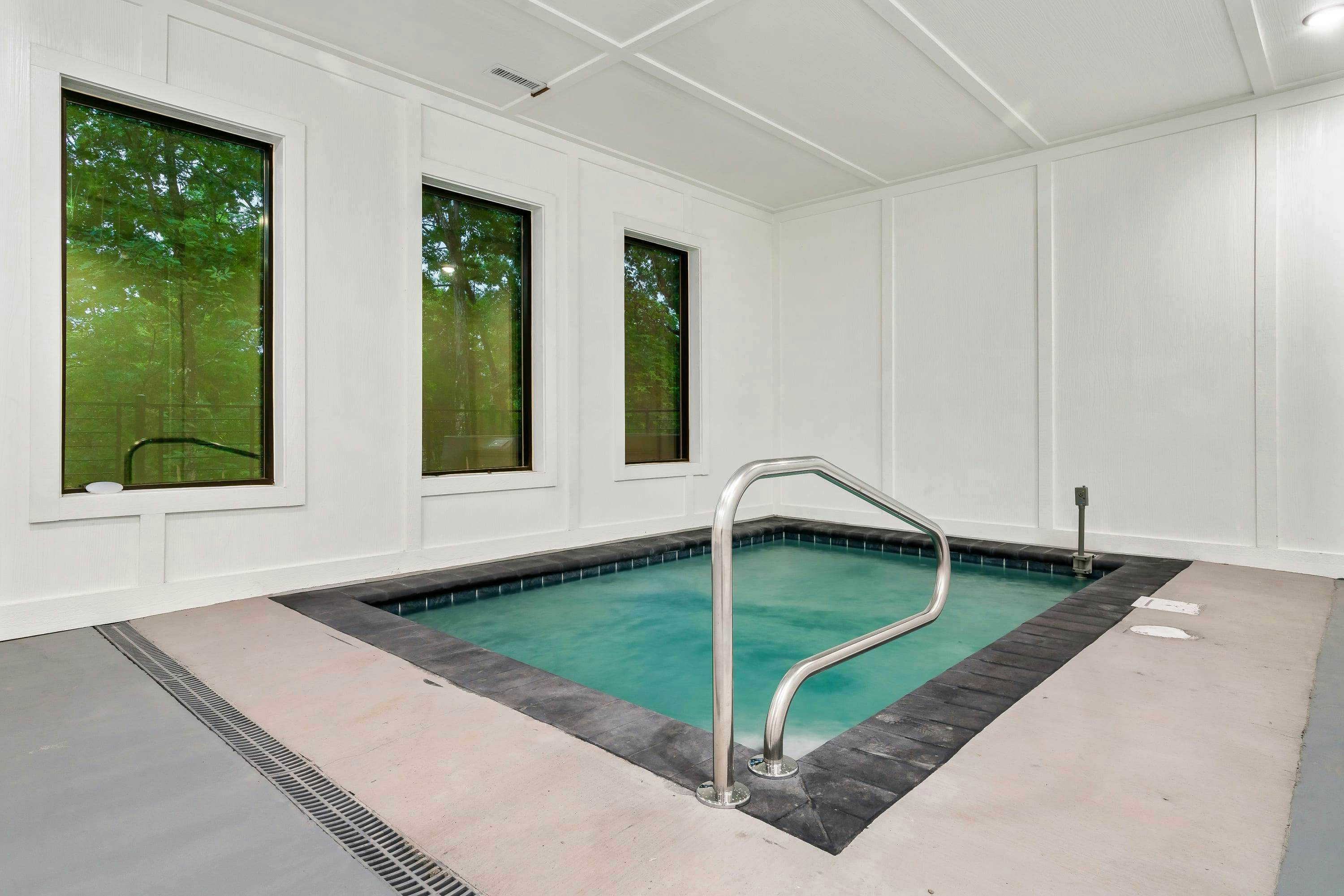 Luxe stay, Sleeps 12・Indoor Pool・Hot Tub・Games