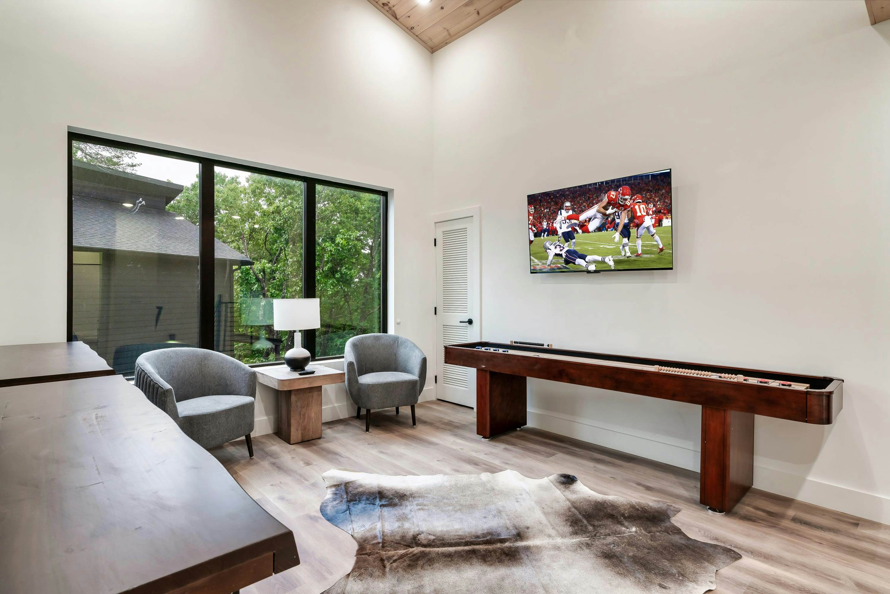 Luxe stay, Sleeps 12・Indoor Pool・Hot Tub・Games