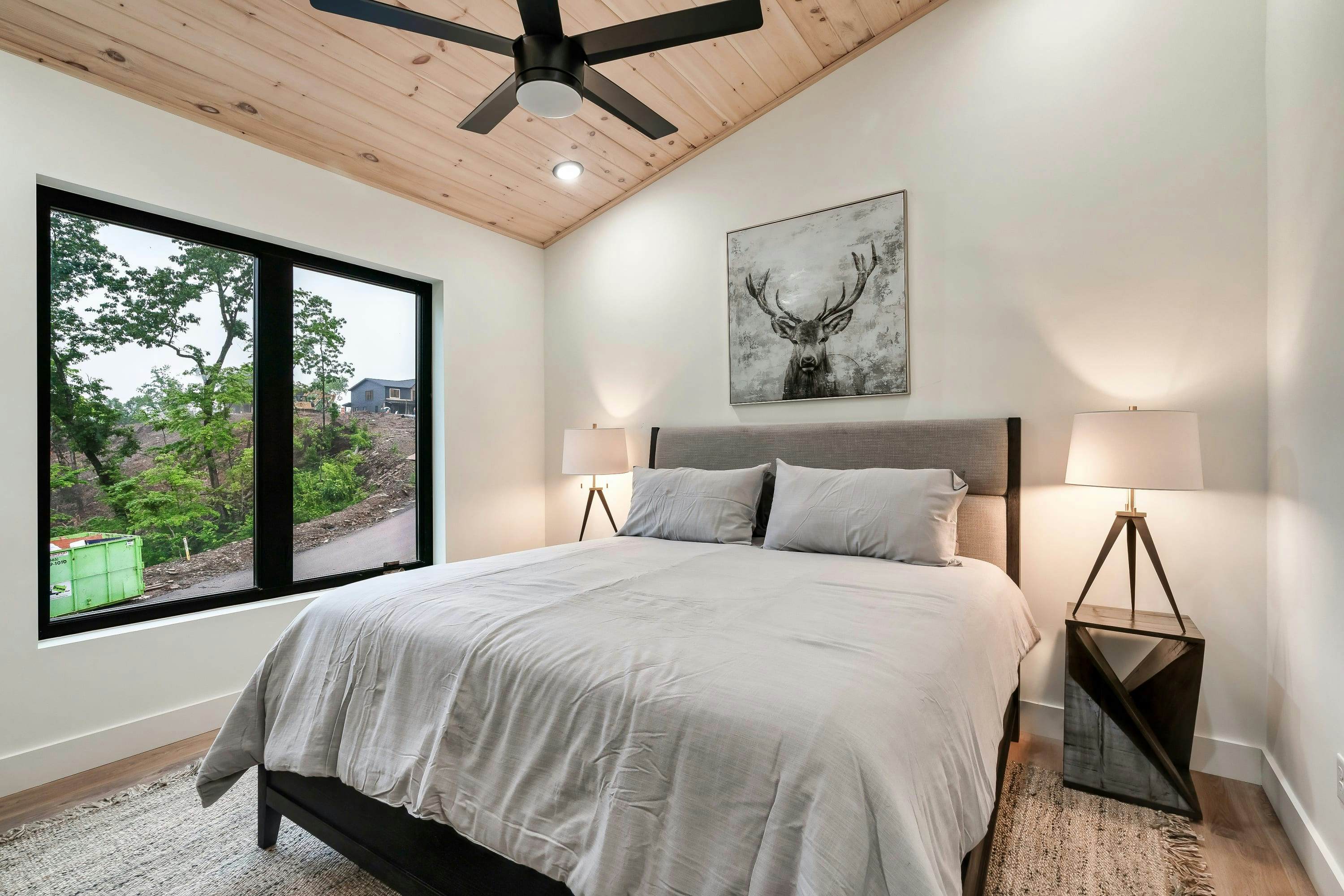 Luxe stay, Sleeps 12・Indoor Pool・Hot Tub・Games