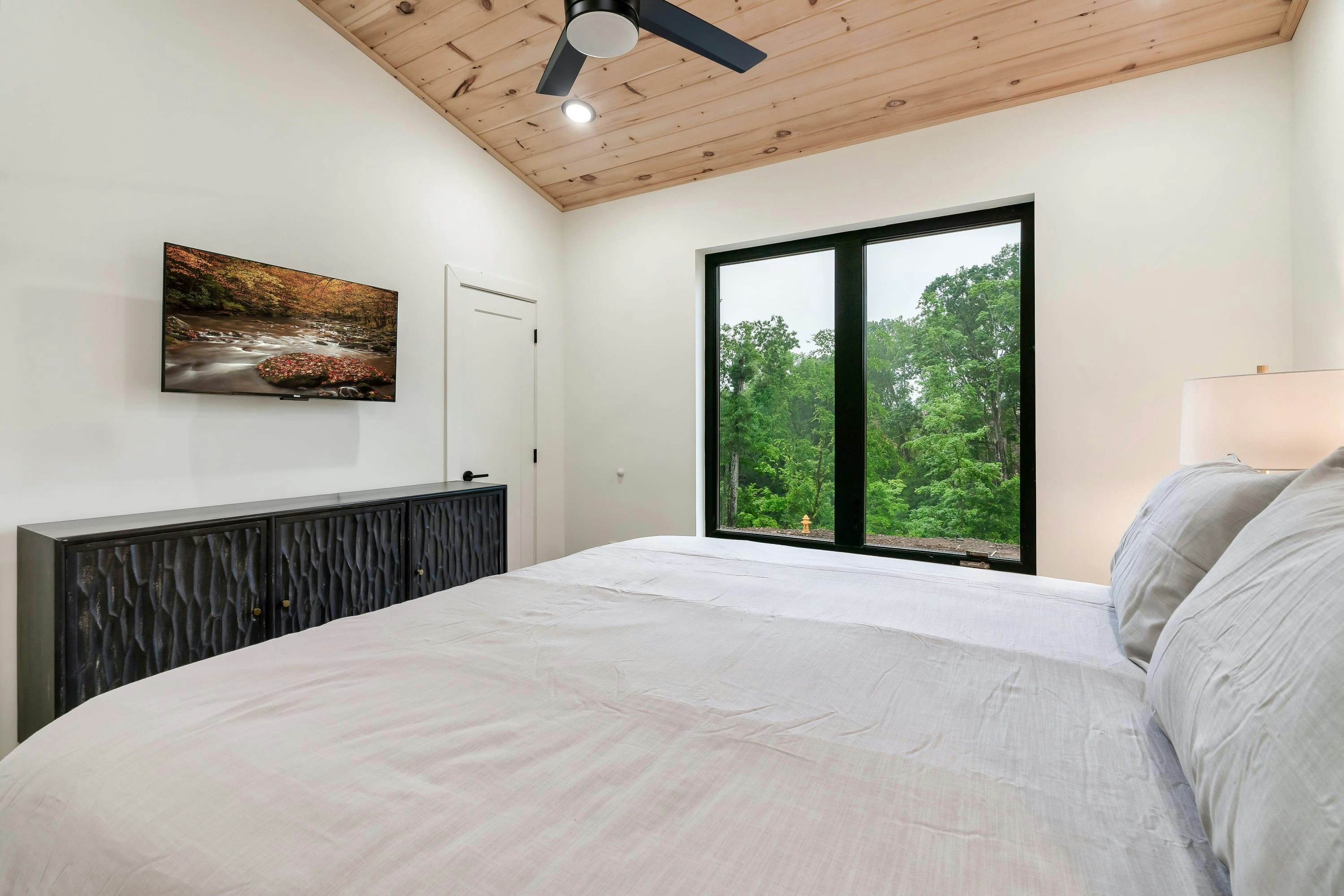 Luxe stay, Sleeps 12・Indoor Pool・Hot Tub・Games