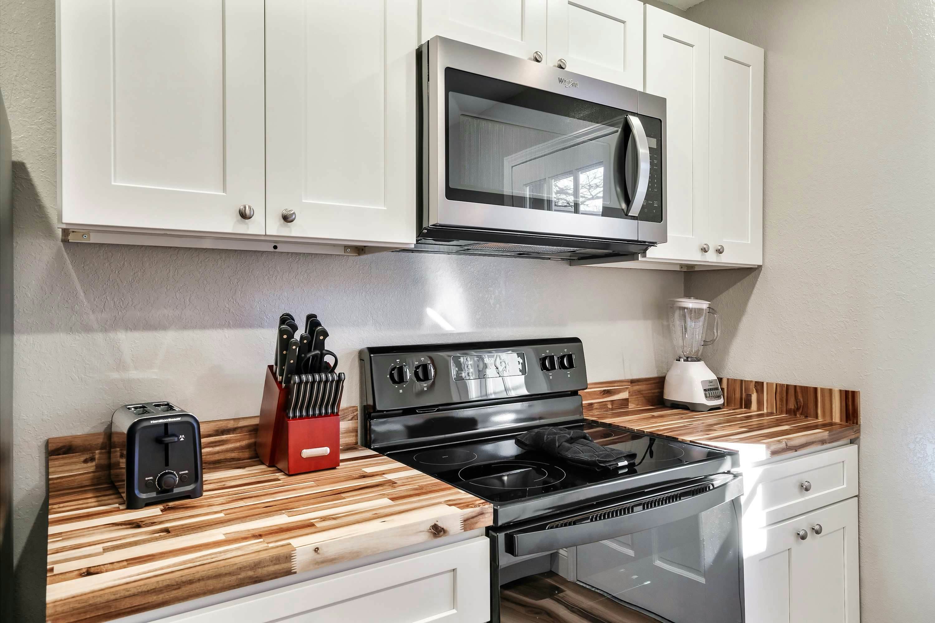 Mins to Parkway | Cozy One level cabin・Hot tub