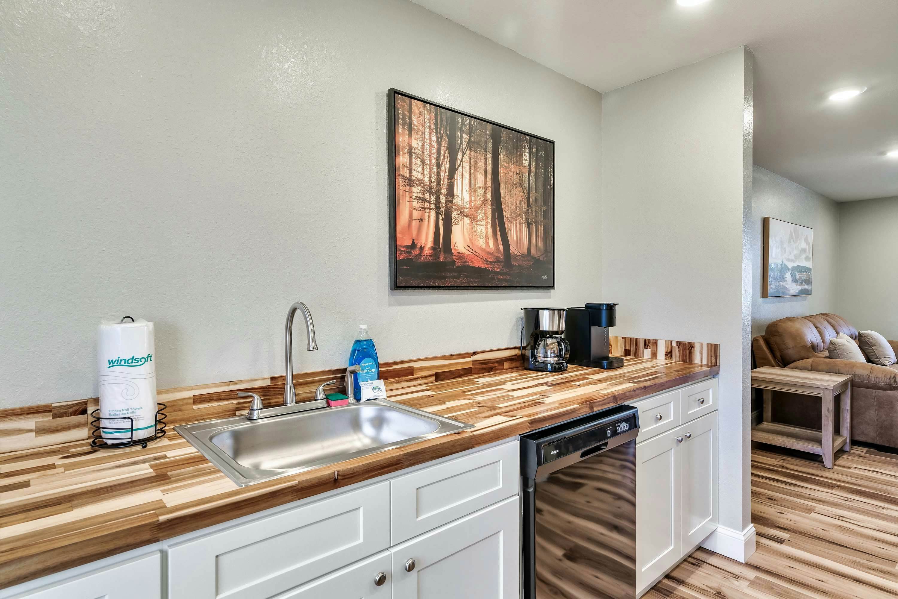 Mins to Parkway | Cozy One level cabin・Hot tub