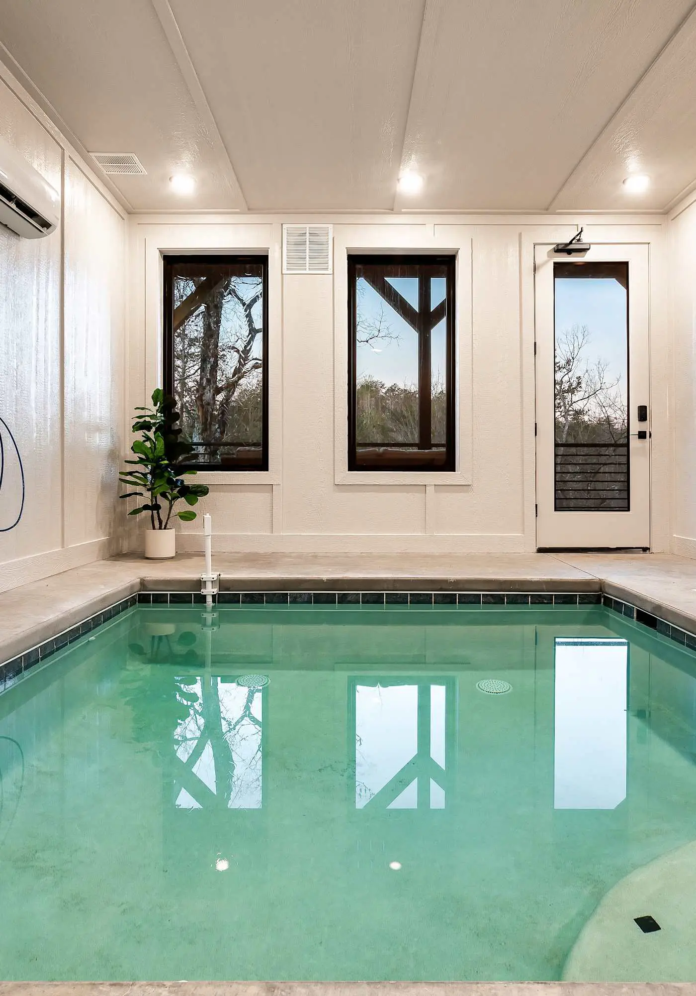 Modern Luxury・Pool, Hot Tub & Near Water Parks!