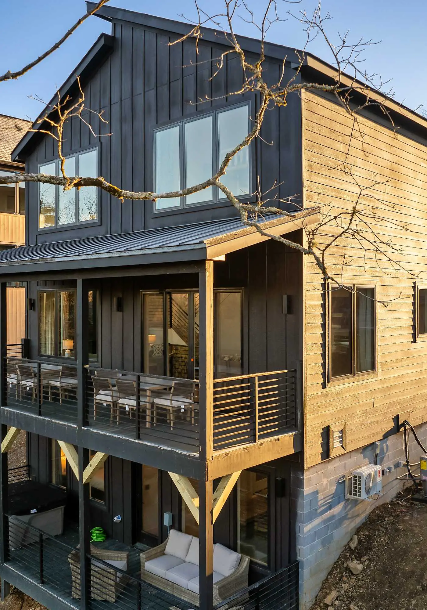 Modern Luxury・Pool, Hot Tub & Near Water Parks!