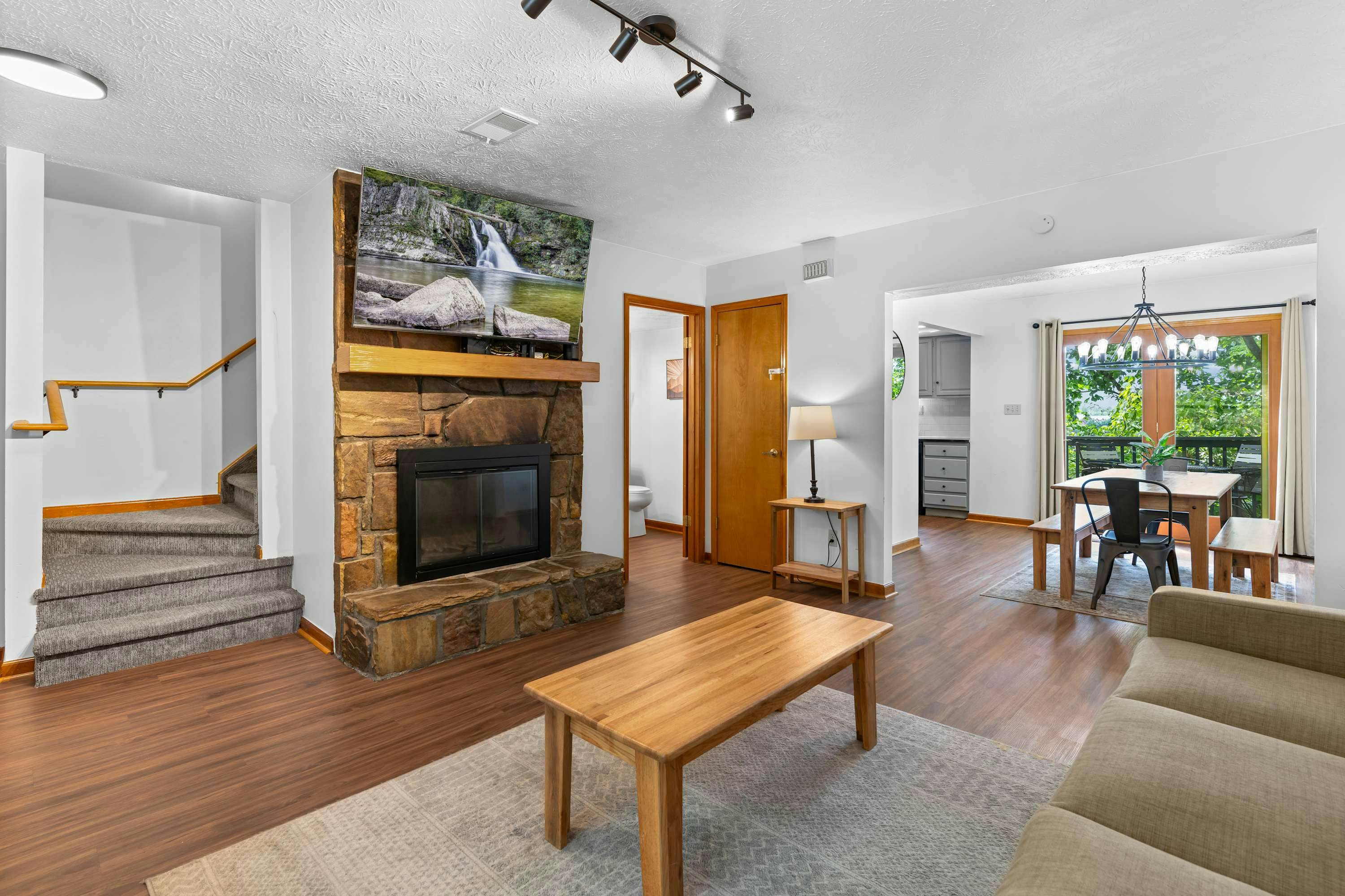 Near Dollywood Retreat | Pool, Grill, Pet-Friendly