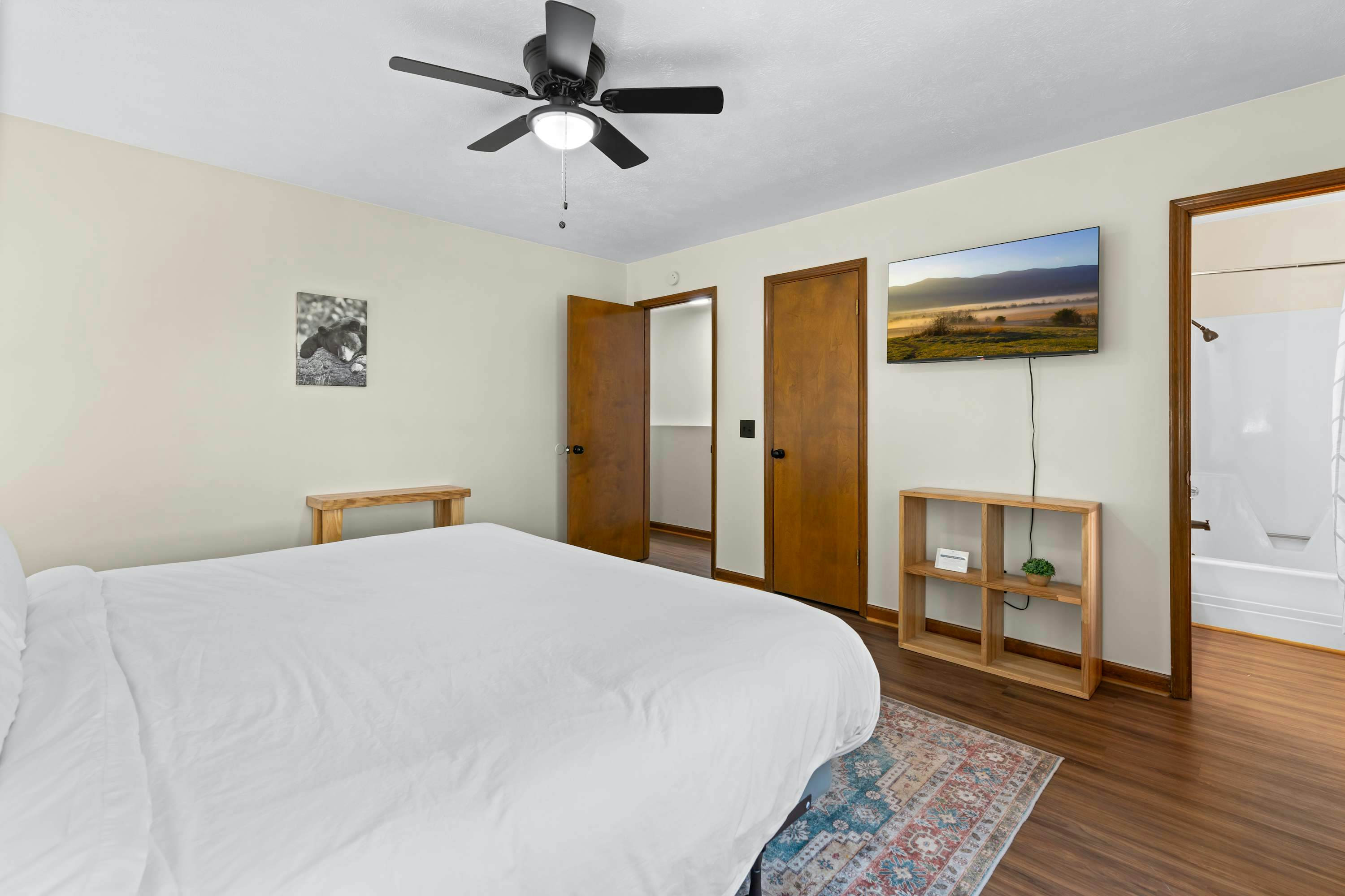 Near Dollywood Retreat | Pool, Grill, Pet-Friendly