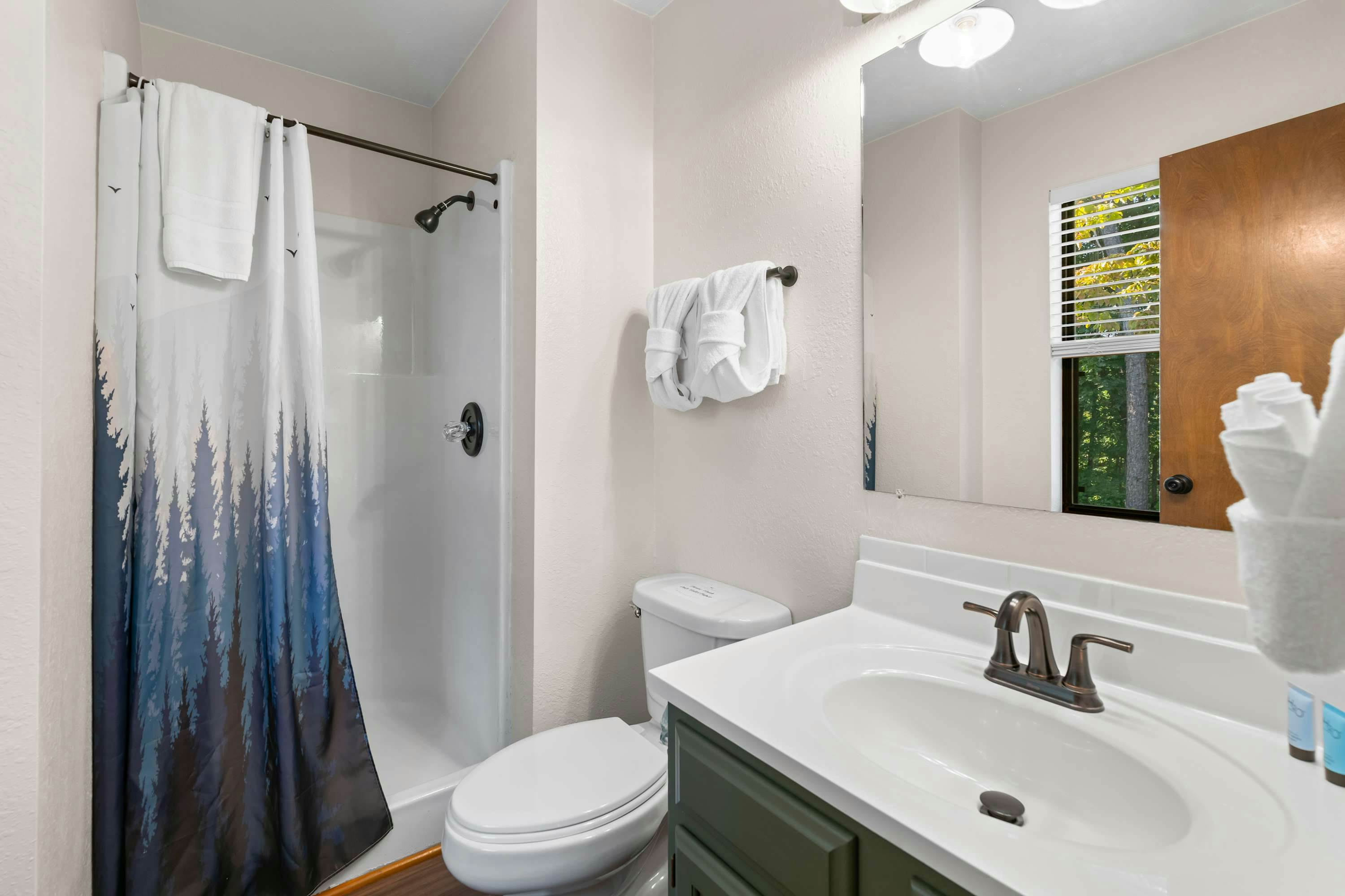 Near Dollywood Retreat | Pool, Grill, Pet-Friendly