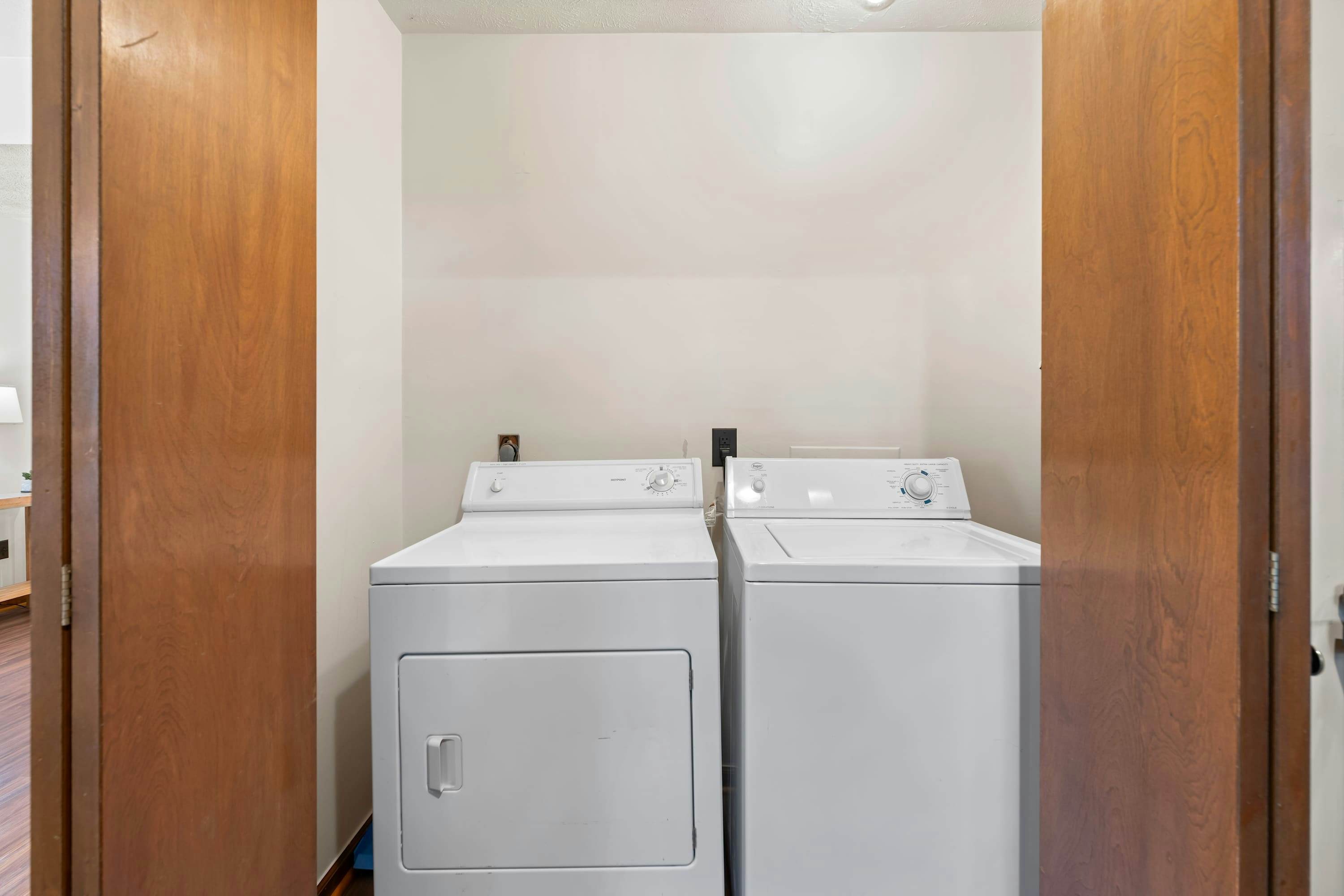 Near Dollywood Retreat | Pool, Grill, Pet-Friendly