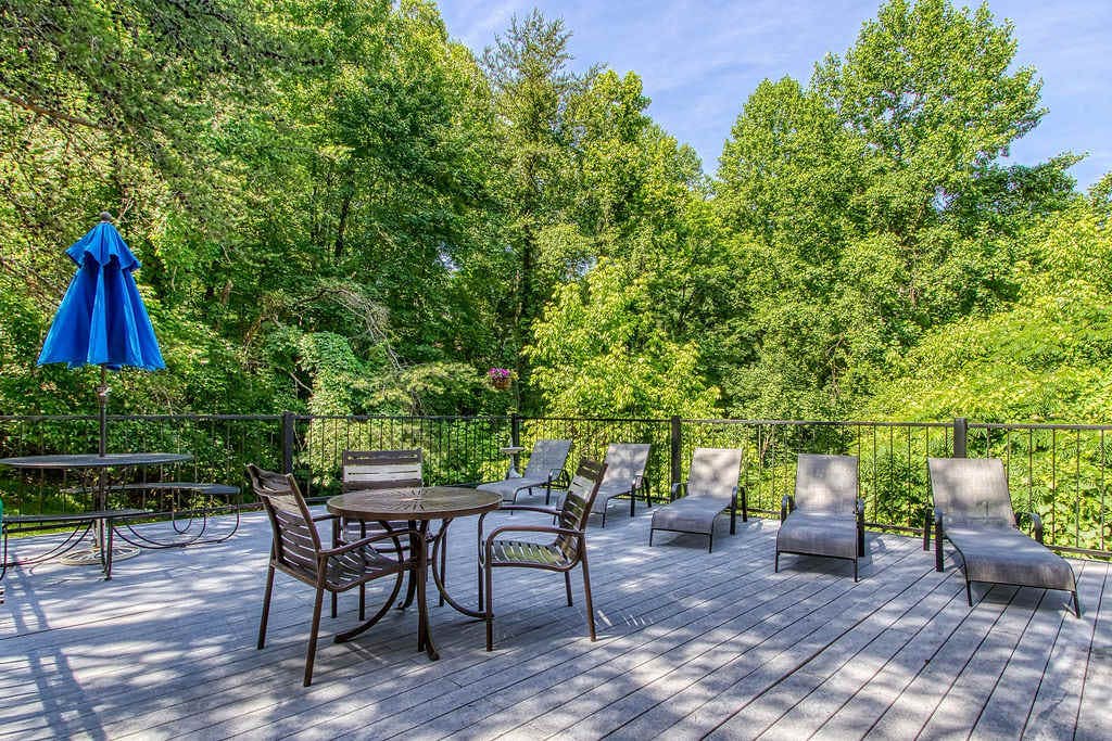 Near Dollywood Retreat | Pool, Grill, Pet-Friendly