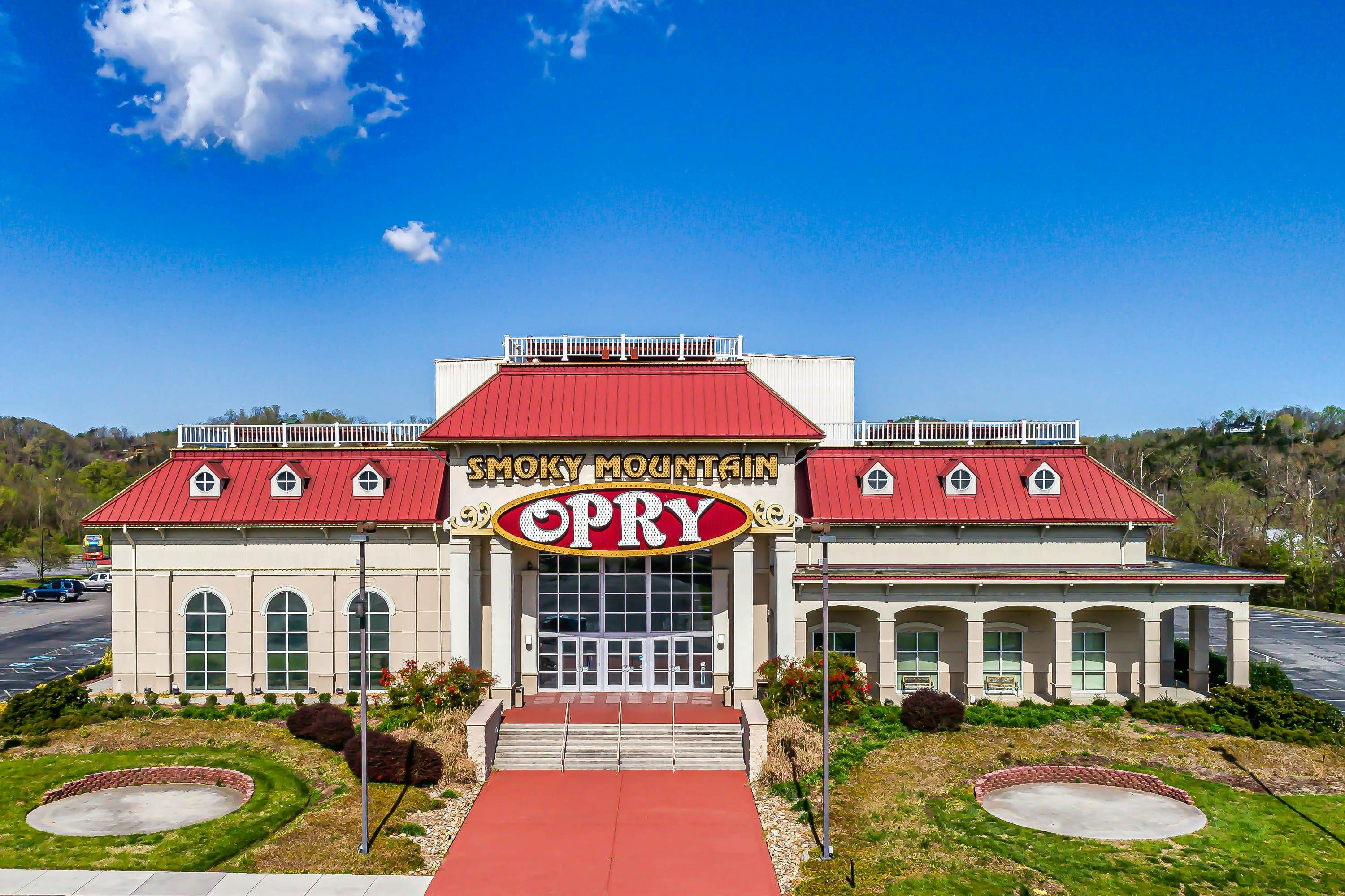 Near Dollywood Retreat | Pool, Grill, Pet-Friendly