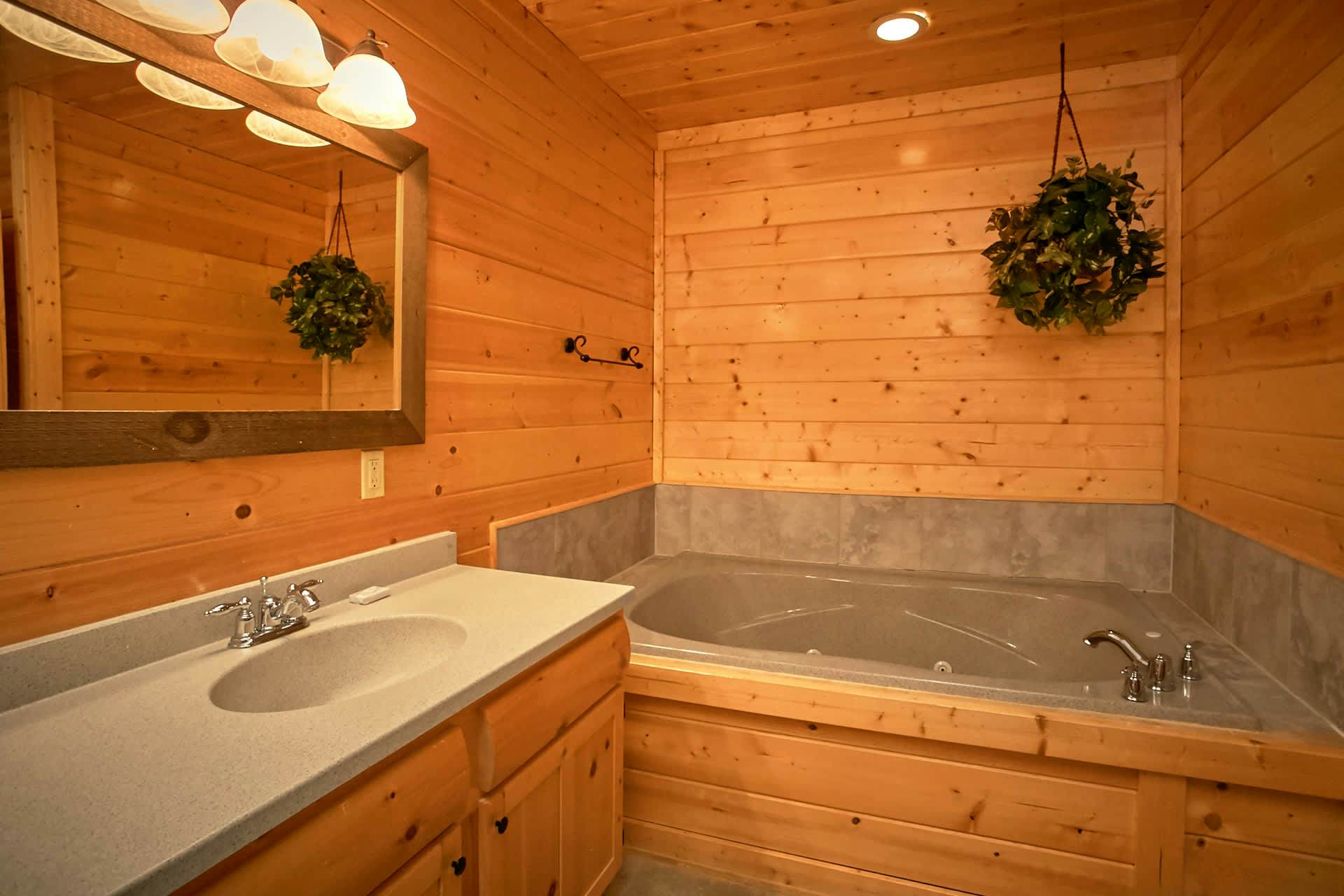 Scenic Getaway, Sleeps 8・Views, Games, Hot tub