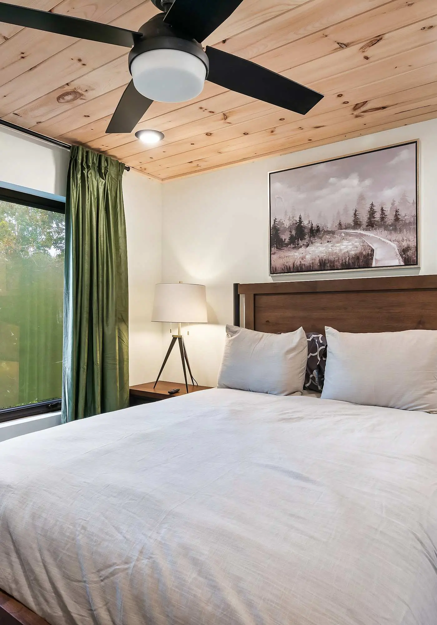 Modern Luxe N Smokies, Sleeps 10・Games・Hot Tub