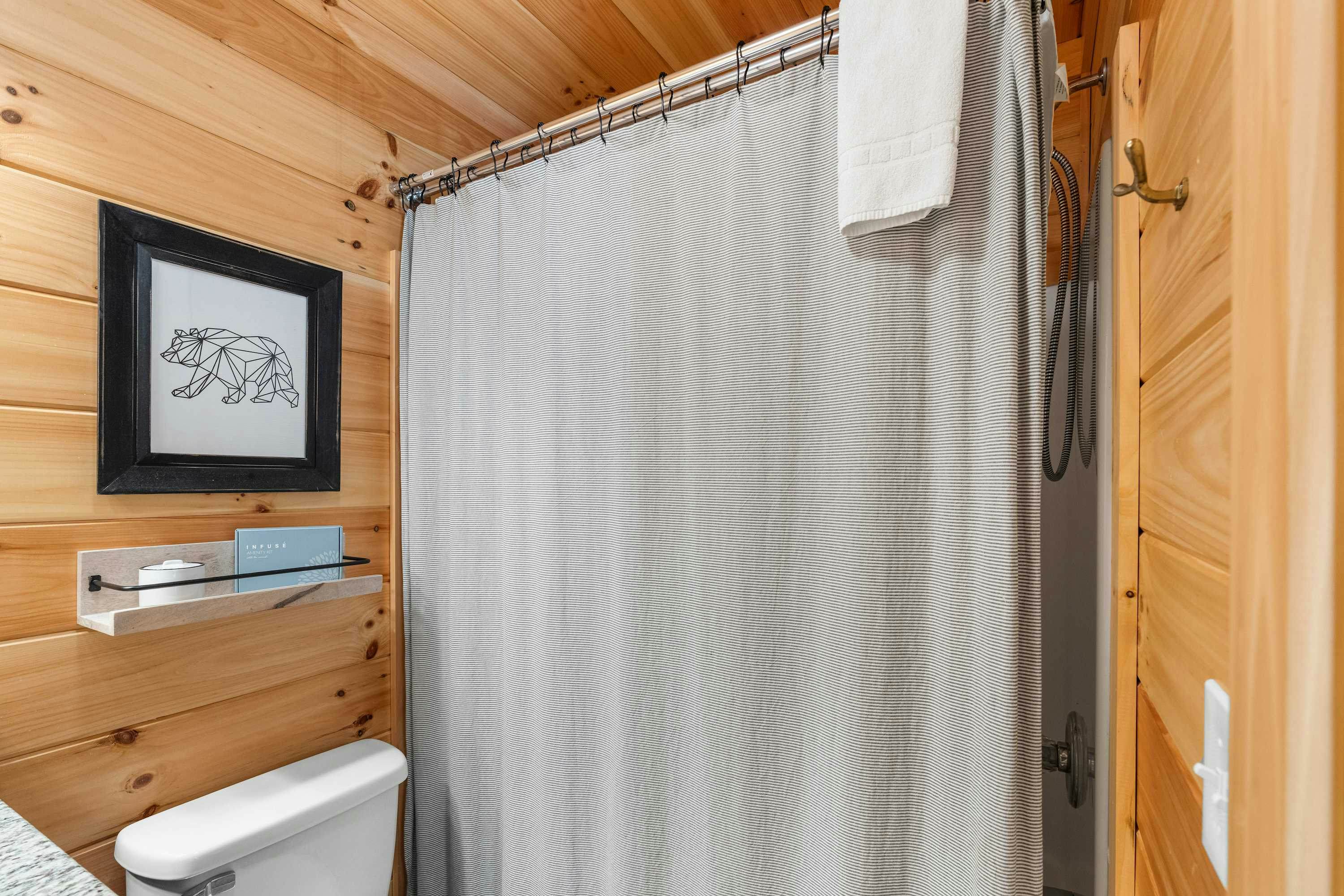 Smoky Mountain Hideaway with Hot Tub & Firepit!