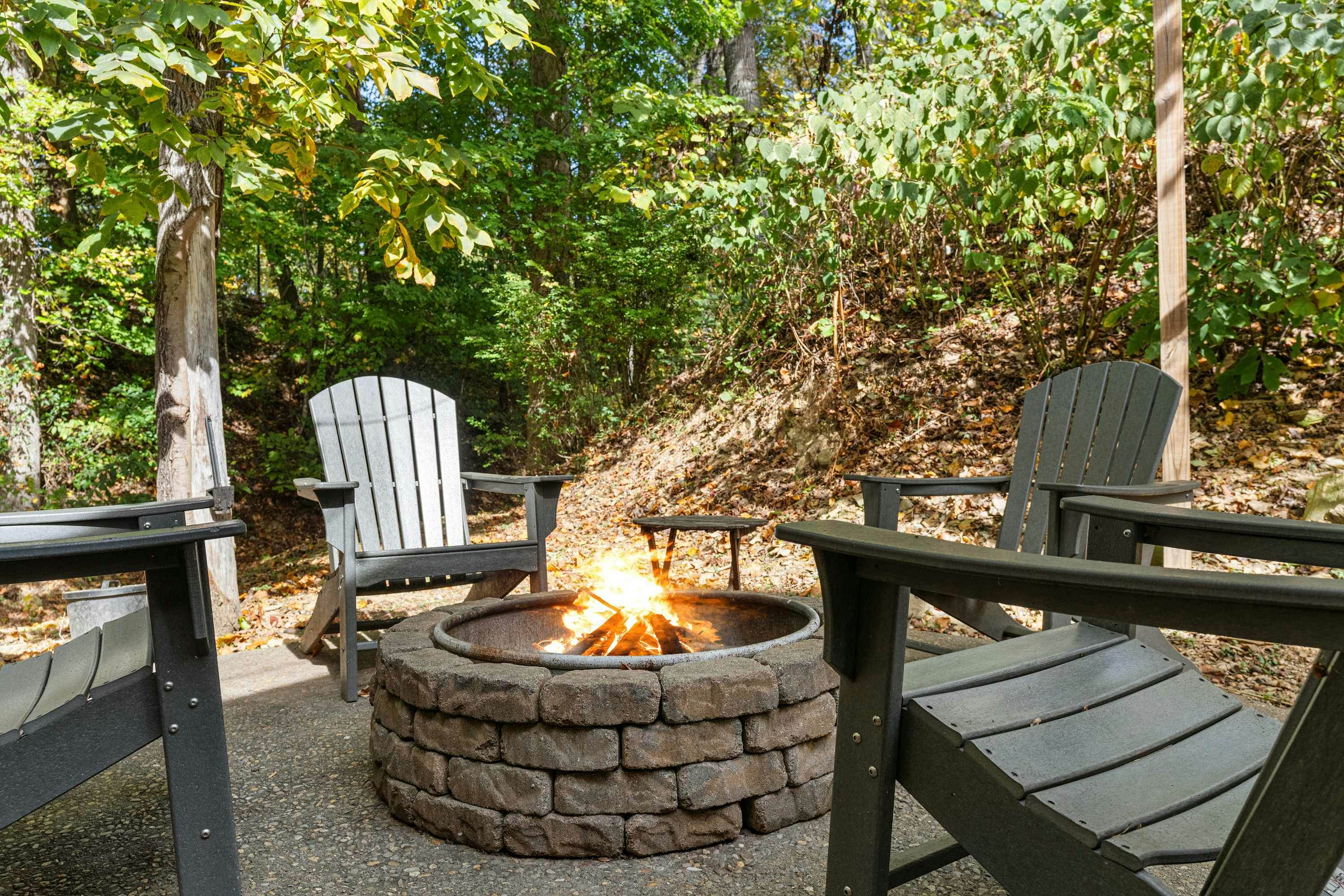 Smoky Mountain Hideaway with Hot Tub & Firepit!