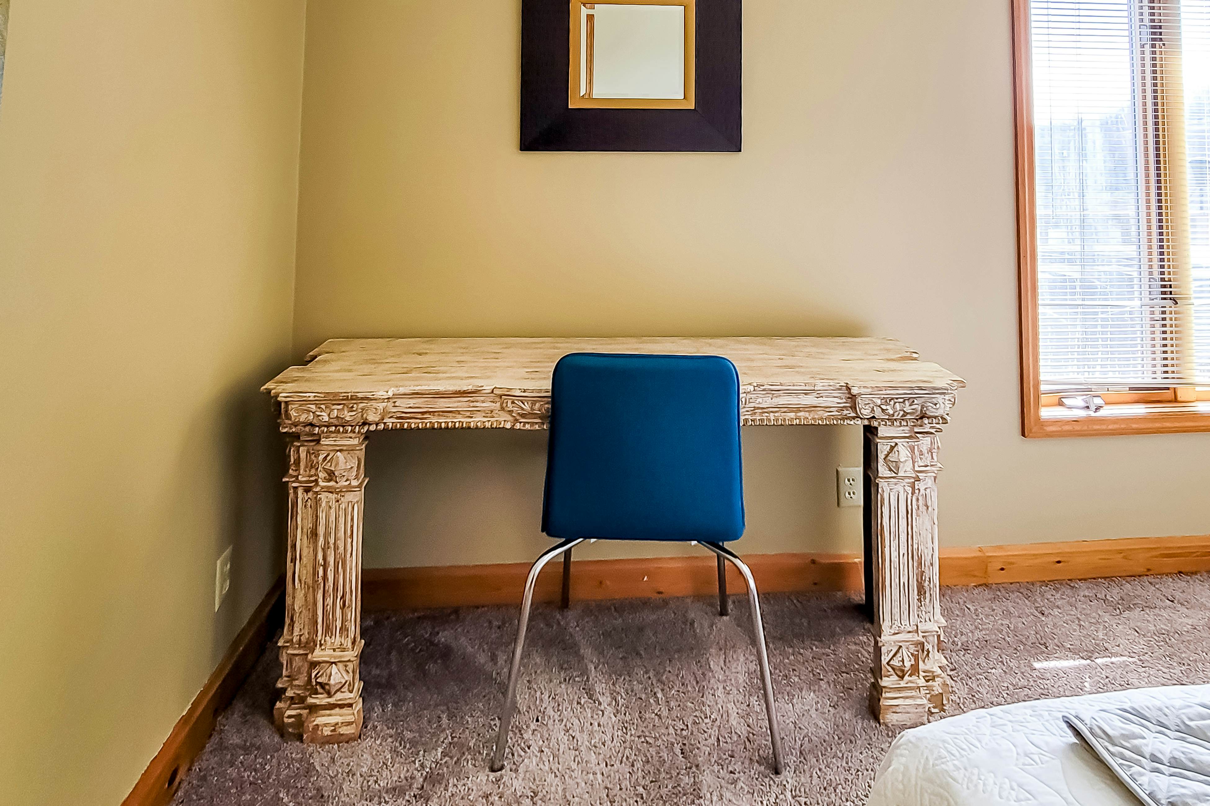 Lovely Lakeside Stay, Sleeps 16・Tennis Court・Deck